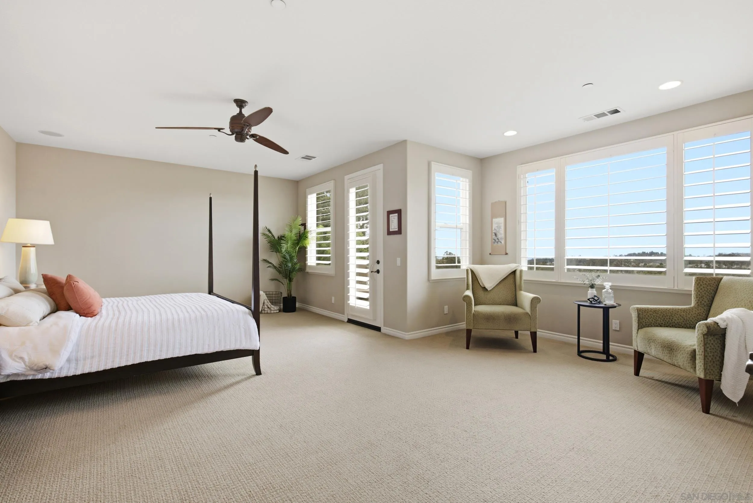 https://cdn.realtyfeed.com/cdn/127/260022456/6673dd05be016ee36ebc19c6d8c38aa1.webp