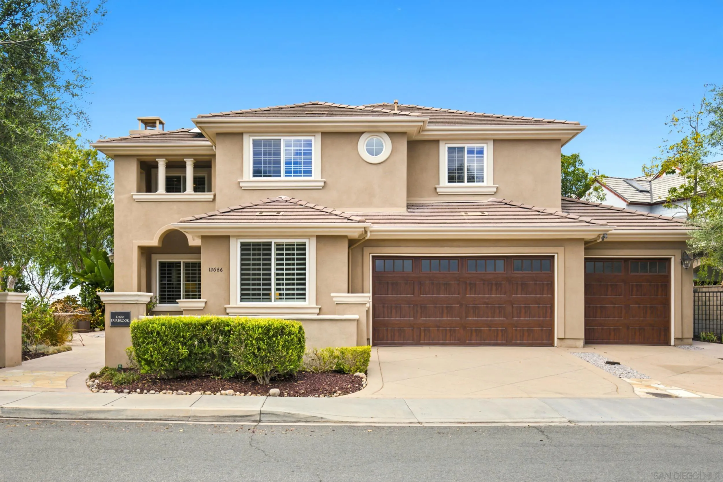 https://cdn.realtyfeed.com/cdn/127/260022456/7ac74d34ea87bcae2ebe4a84ae7efe76.webp