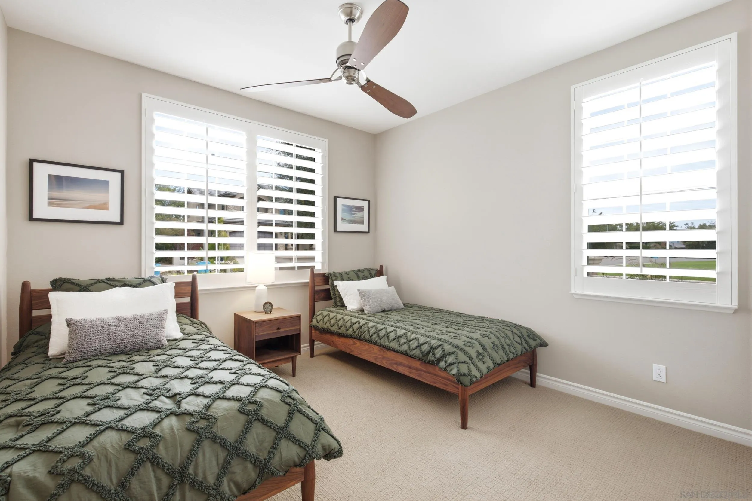 https://cdn.realtyfeed.com/cdn/127/260022456/a0bccf8004d5d04d2164b7028bcbb97b.webp