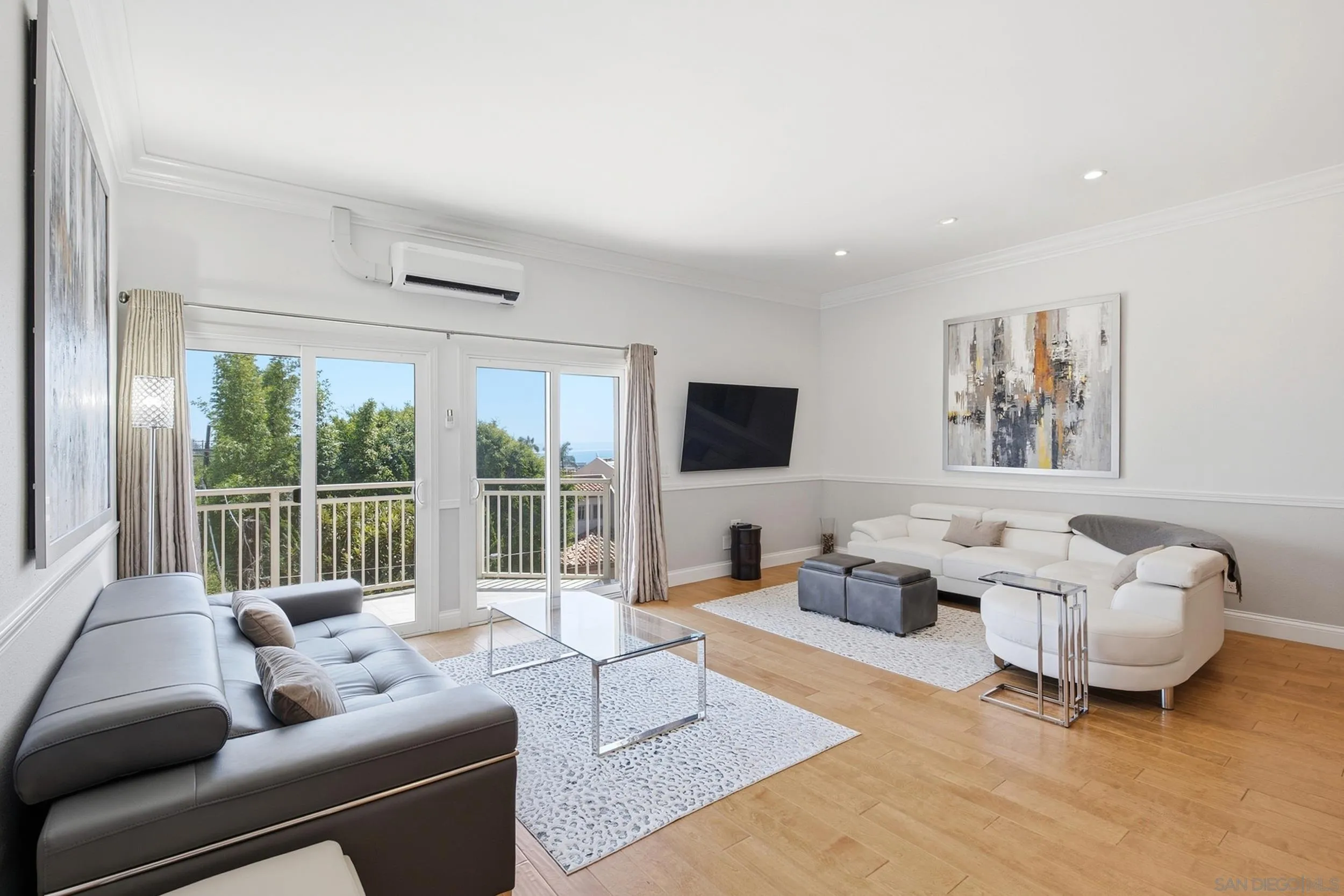 https://cdn.realtyfeed.com/cdn/127/260022457/4f00bde5879c4f5cc2a5259e8e14f49d.webp