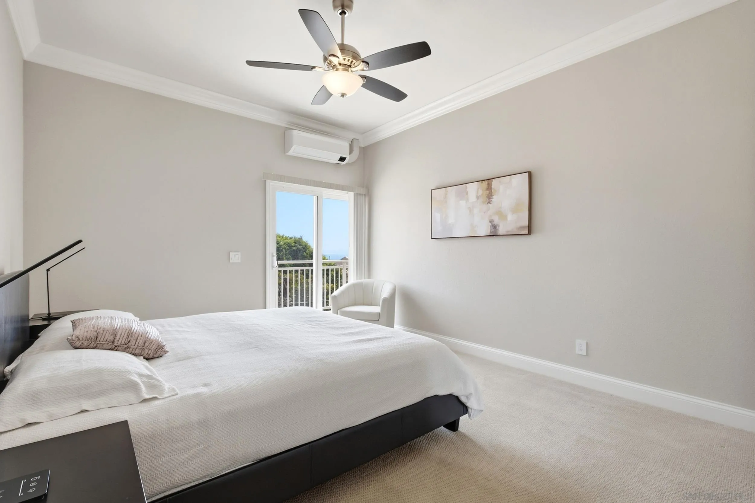 https://cdn.realtyfeed.com/cdn/127/260022457/94892653e557400160639df698ef451e.webp