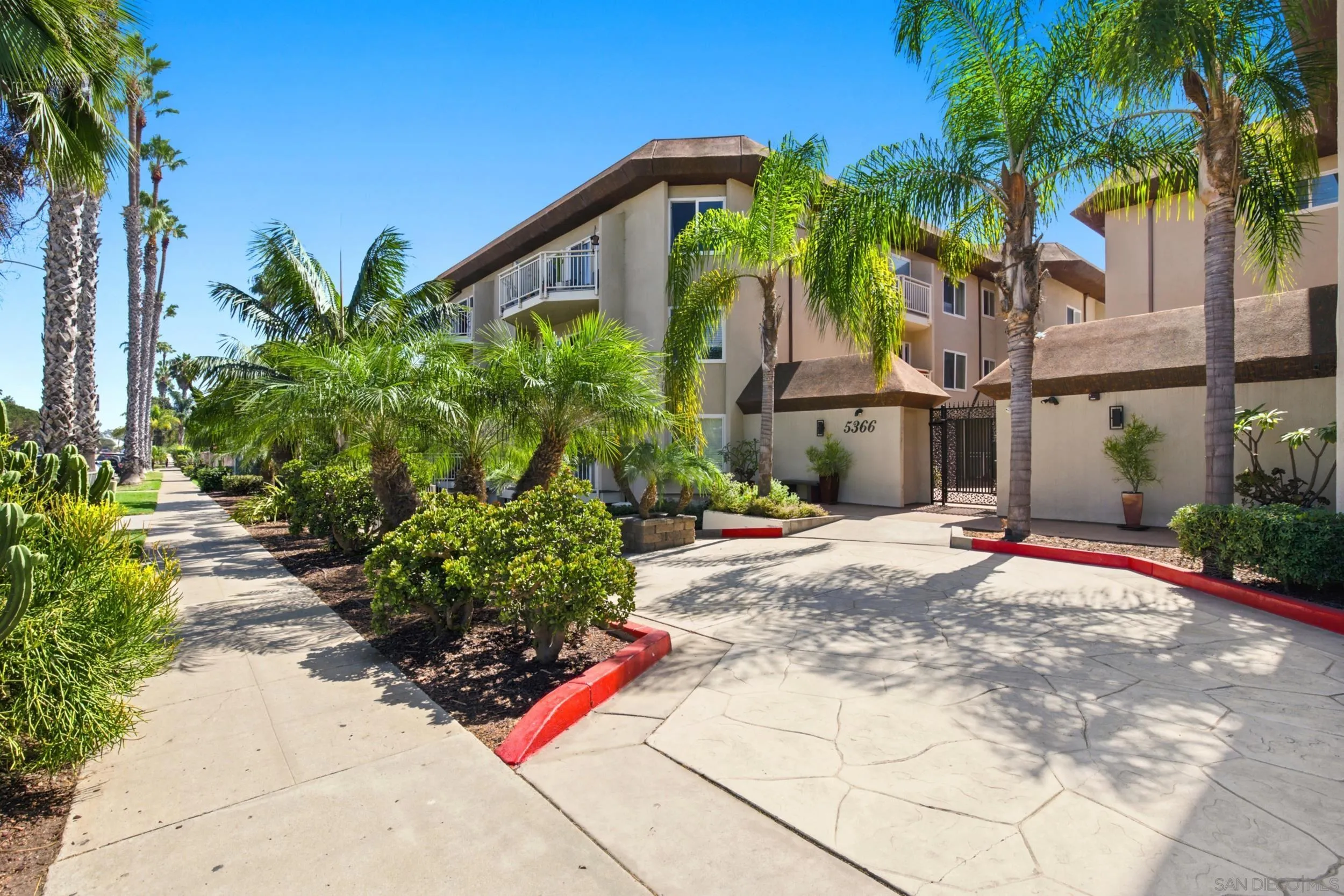 https://cdn.realtyfeed.com/cdn/127/260022457/953e74bb826dbdd958d145d675bdb34a.webp
