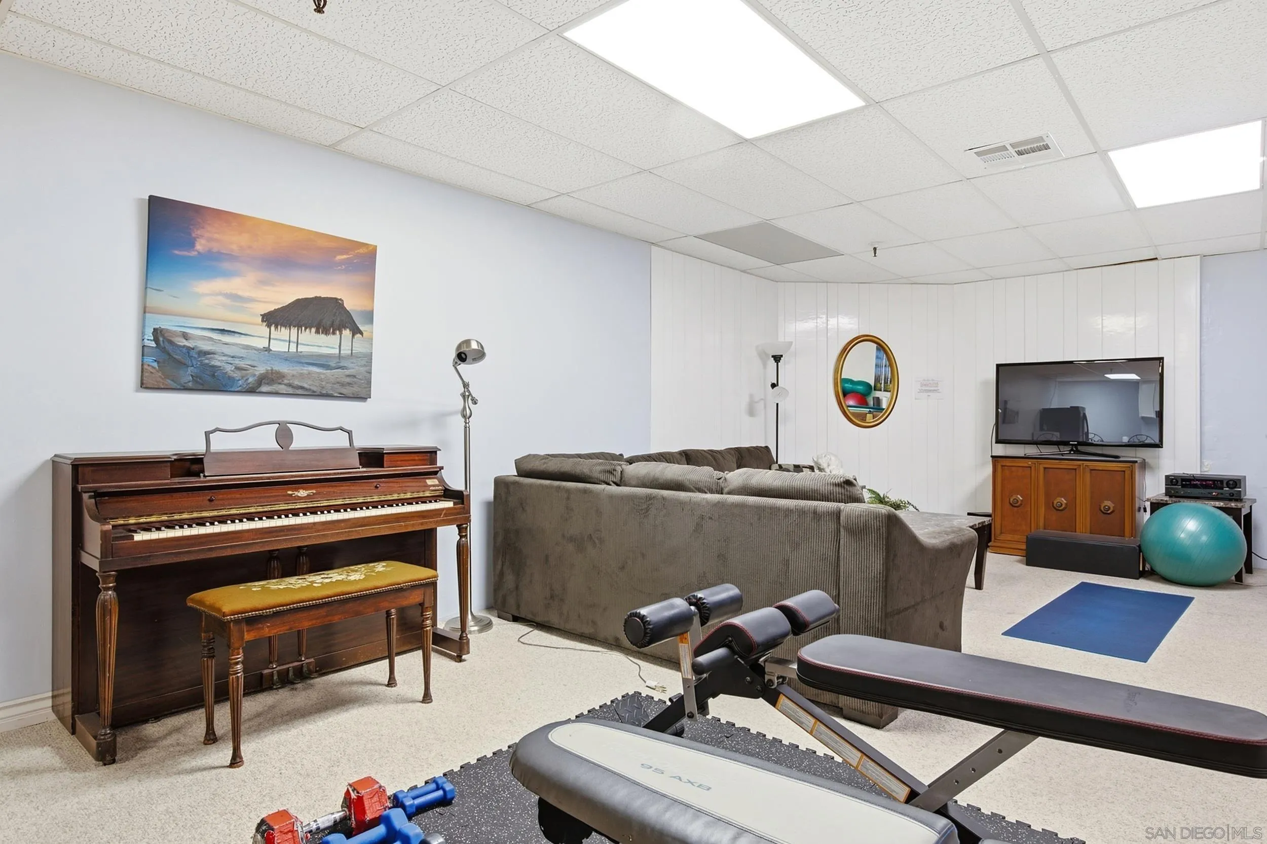 https://cdn.realtyfeed.com/cdn/127/260022457/bdcb2c2ef95286ad9c1ca94d82313d79.webp