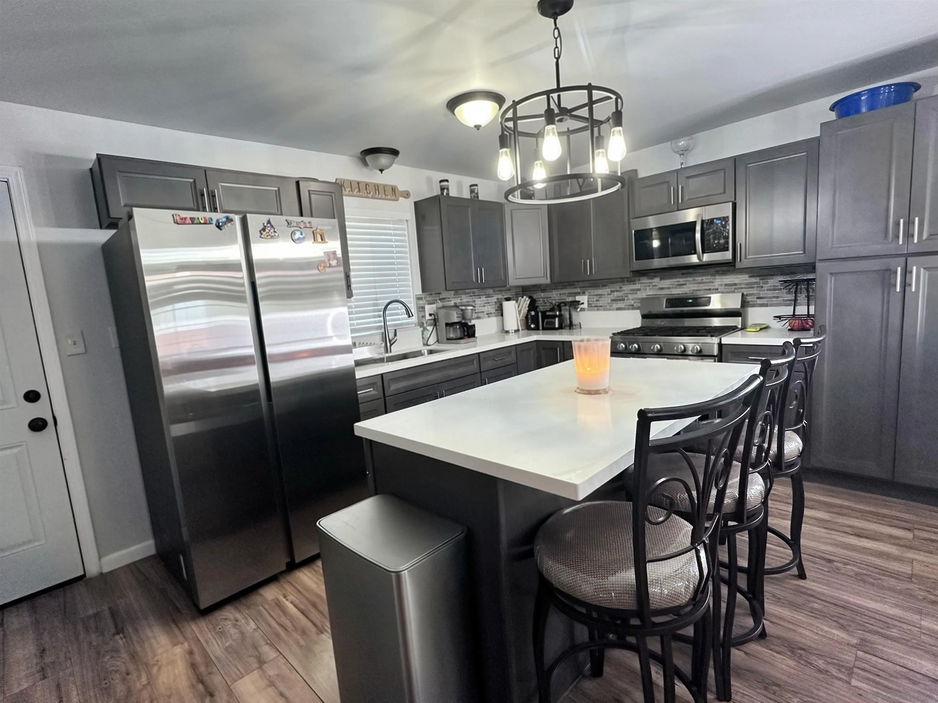 https://cdn.realtyfeed.com/cdn/127/260022461/14dd5267fd55589b9966a1fb7b8cc952.webp