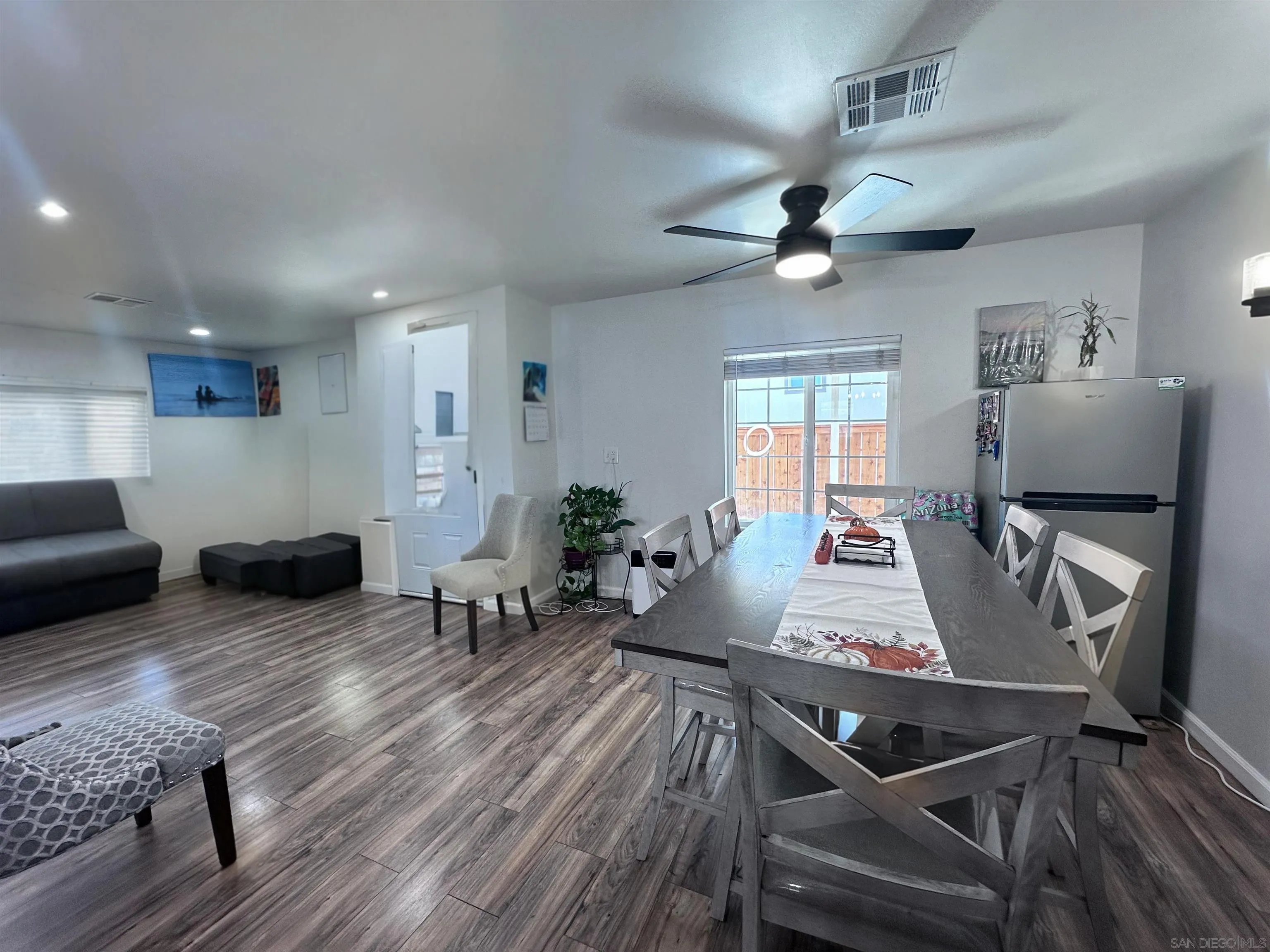 https://cdn.realtyfeed.com/cdn/127/260022461/7e9849f5f3eba5f4623e15dfc06e662e.webp