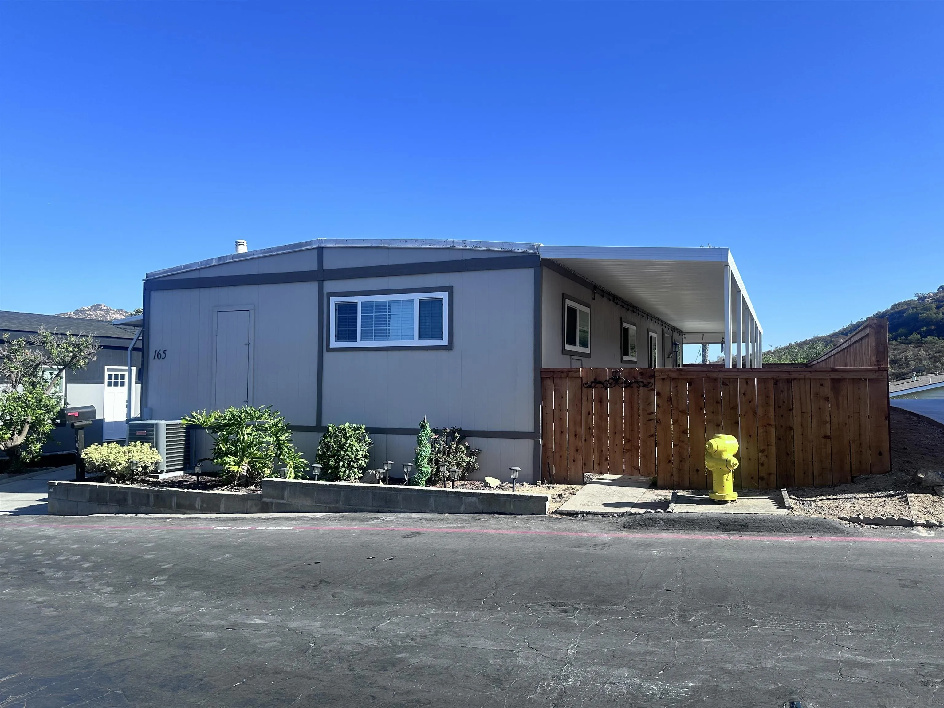 https://cdn.realtyfeed.com/cdn/127/260022461/94d4e4c3da059c6bfab787abe078098c.webp