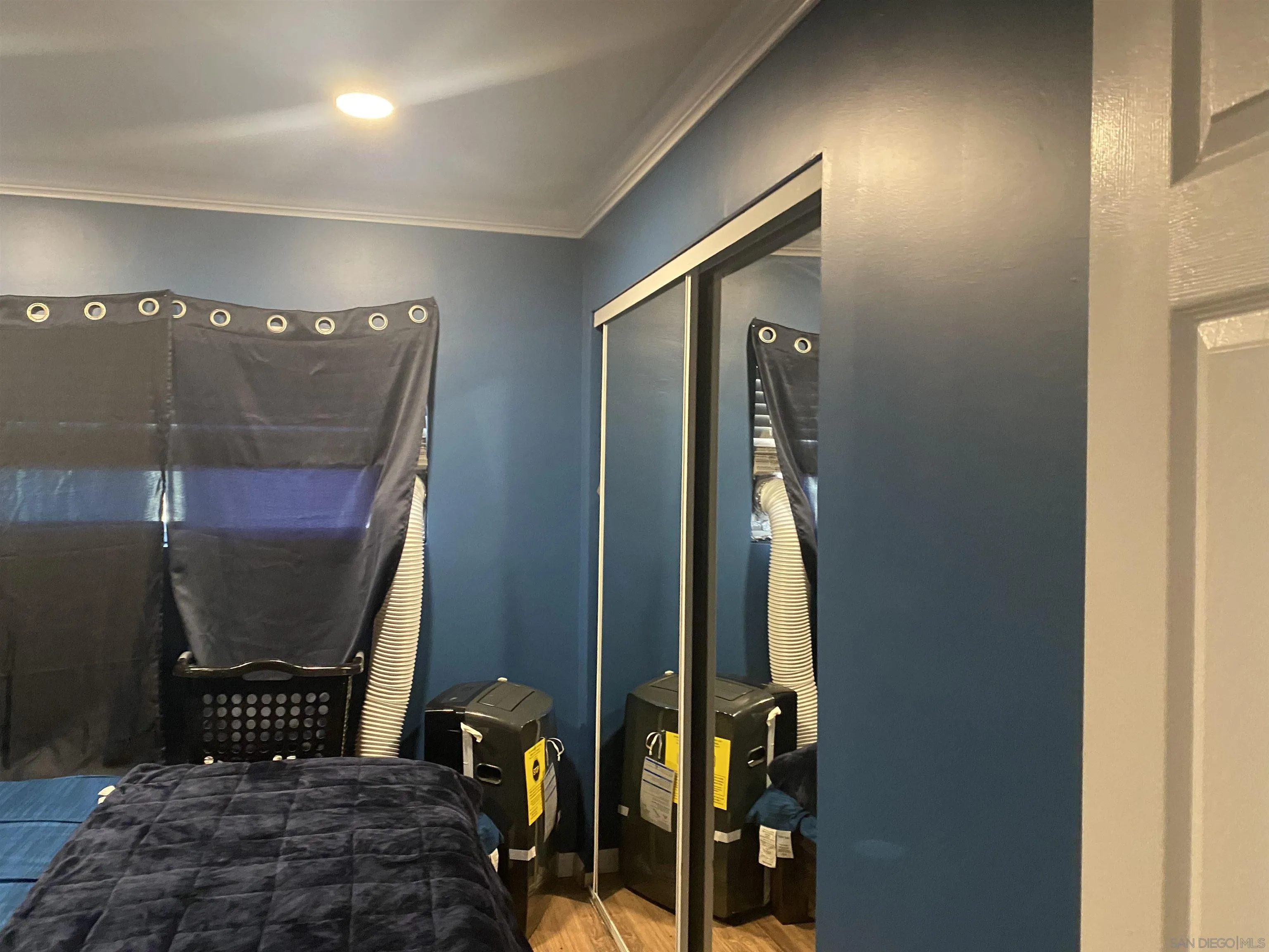 https://cdn.realtyfeed.com/cdn/127/260022461/9f21bf40f599cb4f2e1b66cbb51f04ee.webp