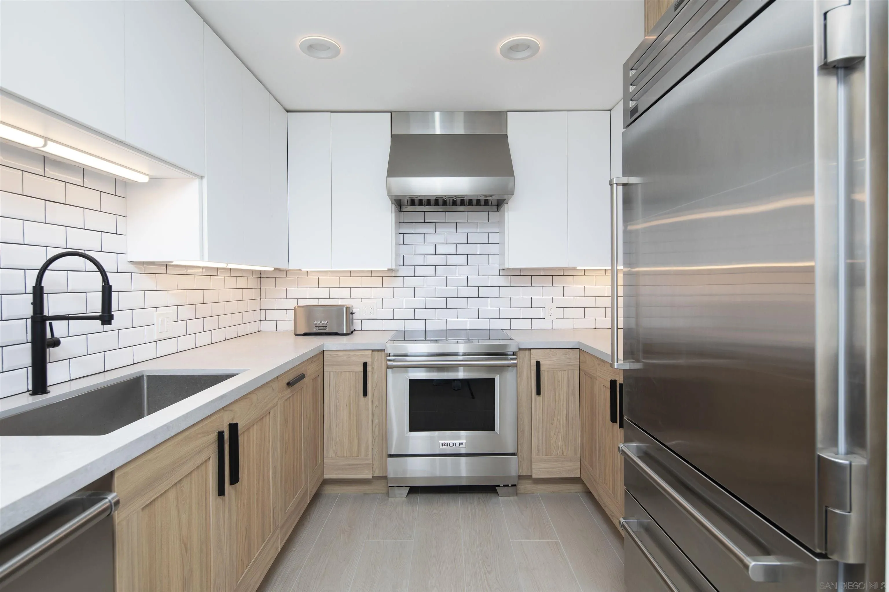https://cdn.realtyfeed.com/cdn/127/260022463/9099e3f23e69cb3f1ff3464b1a367231.webp