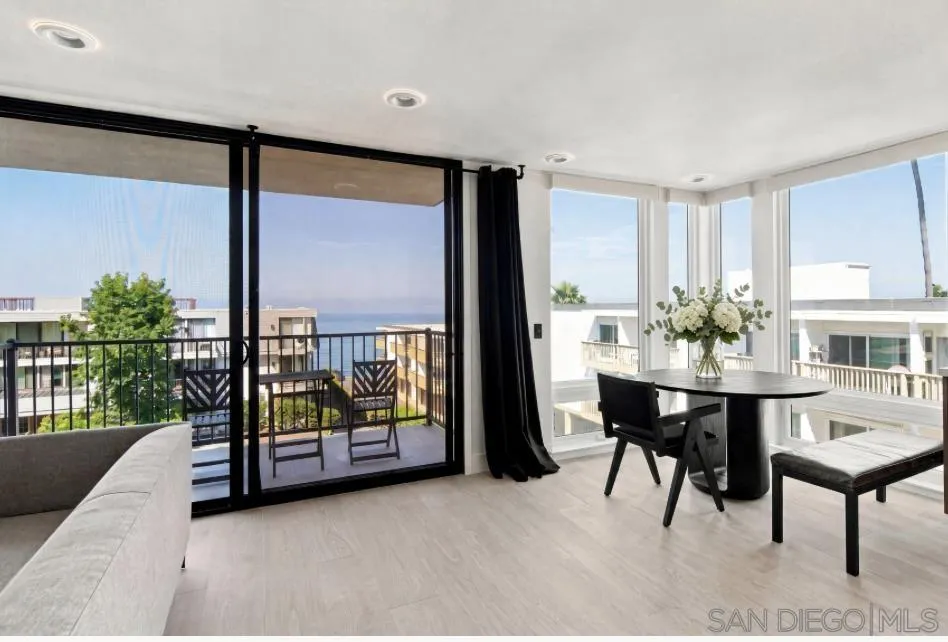 https://cdn.realtyfeed.com/cdn/127/260022463/e07779c8059d21aebf0416e2358da112.webp