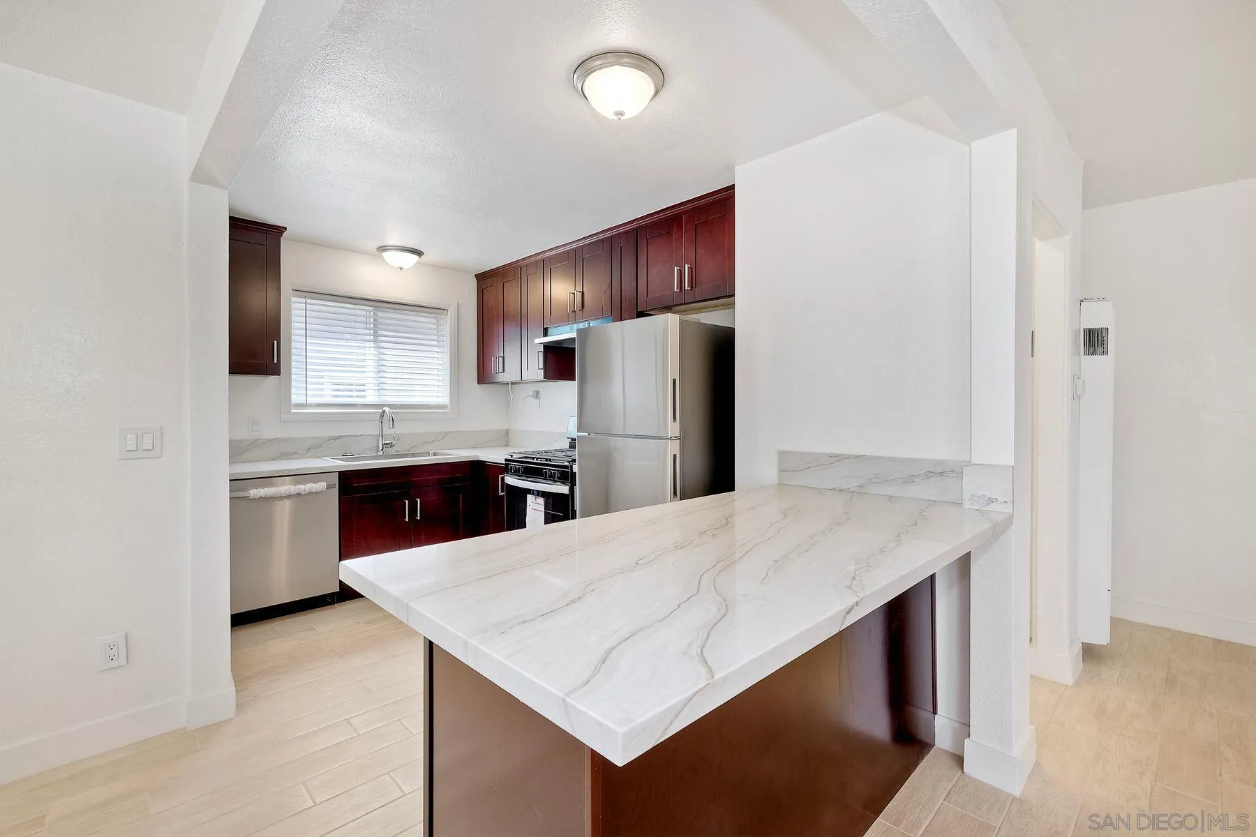905 W Washington Ave, El Cajon, CA 92020 - Photo 5 of 19, El Cajon, CA