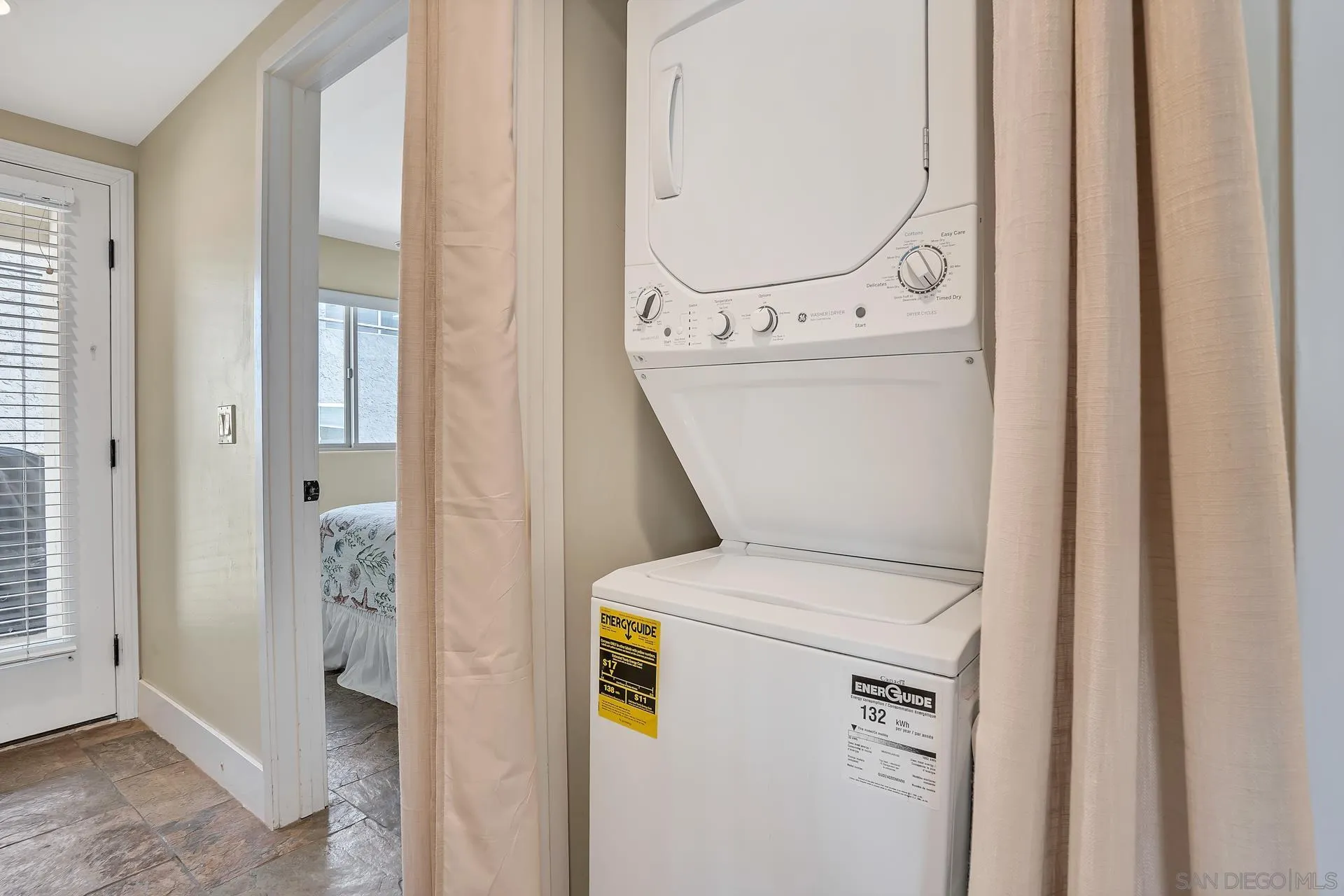 https://cdn.realtyfeed.com/cdn/127/260022475/49d09e5f0cff2c31287d4e0dfc2189f9.webp