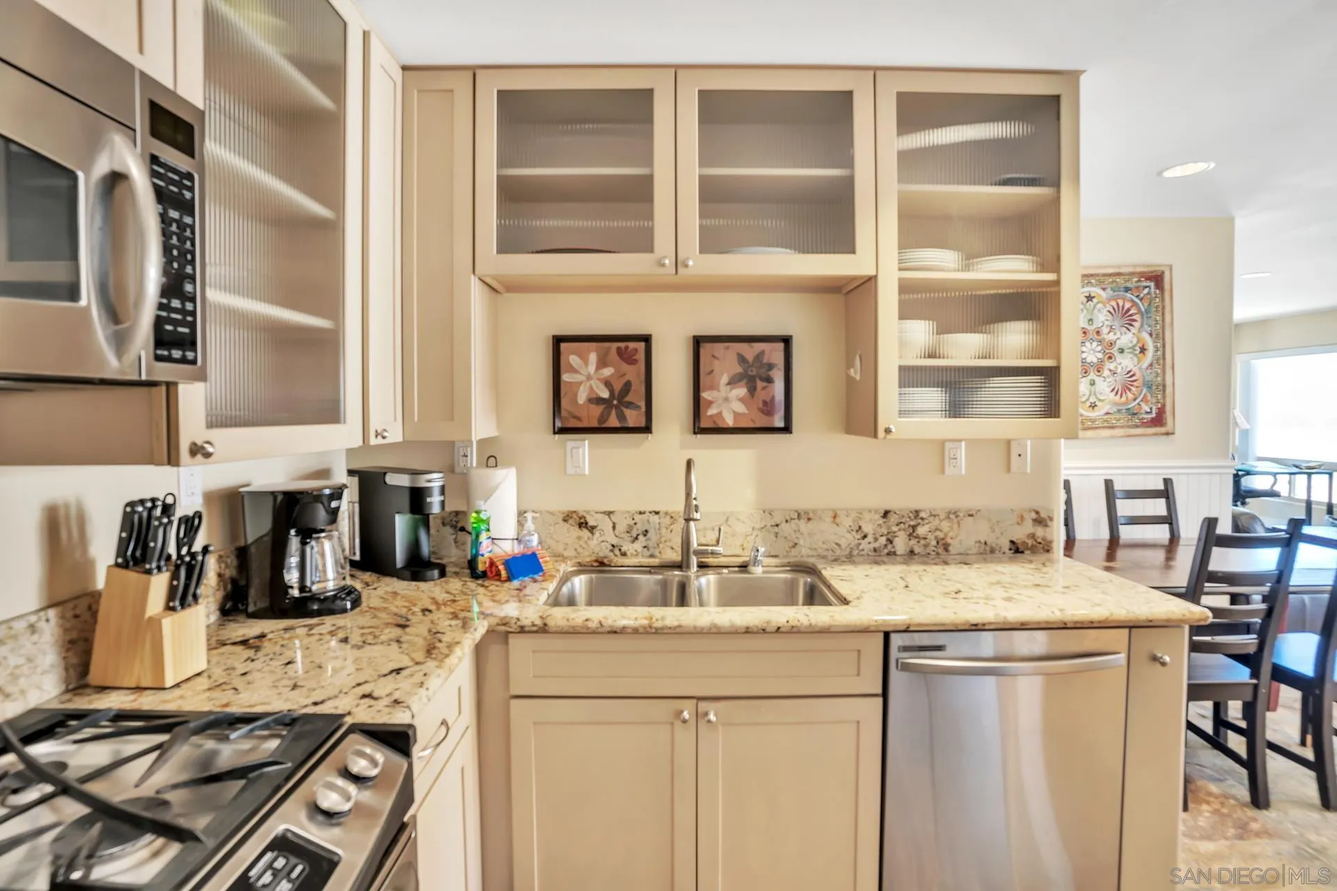 https://cdn.realtyfeed.com/cdn/127/260022475/6e5b3a107a99826b0c6bb8f2d37d1663.webp