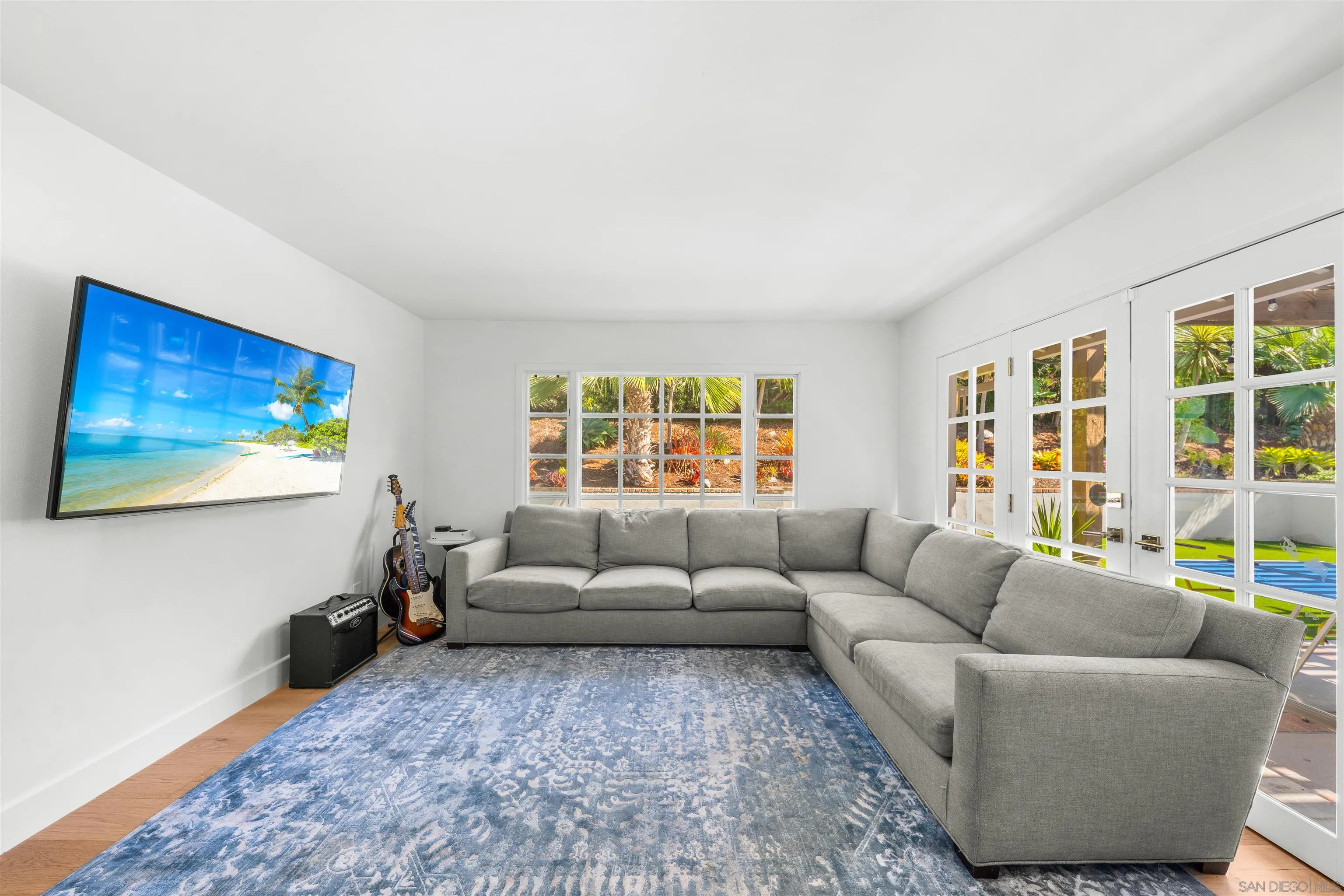 https://cdn.realtyfeed.com/cdn/127/260022480/91b540f2a7e3252f0690242b89b5bfee.webp