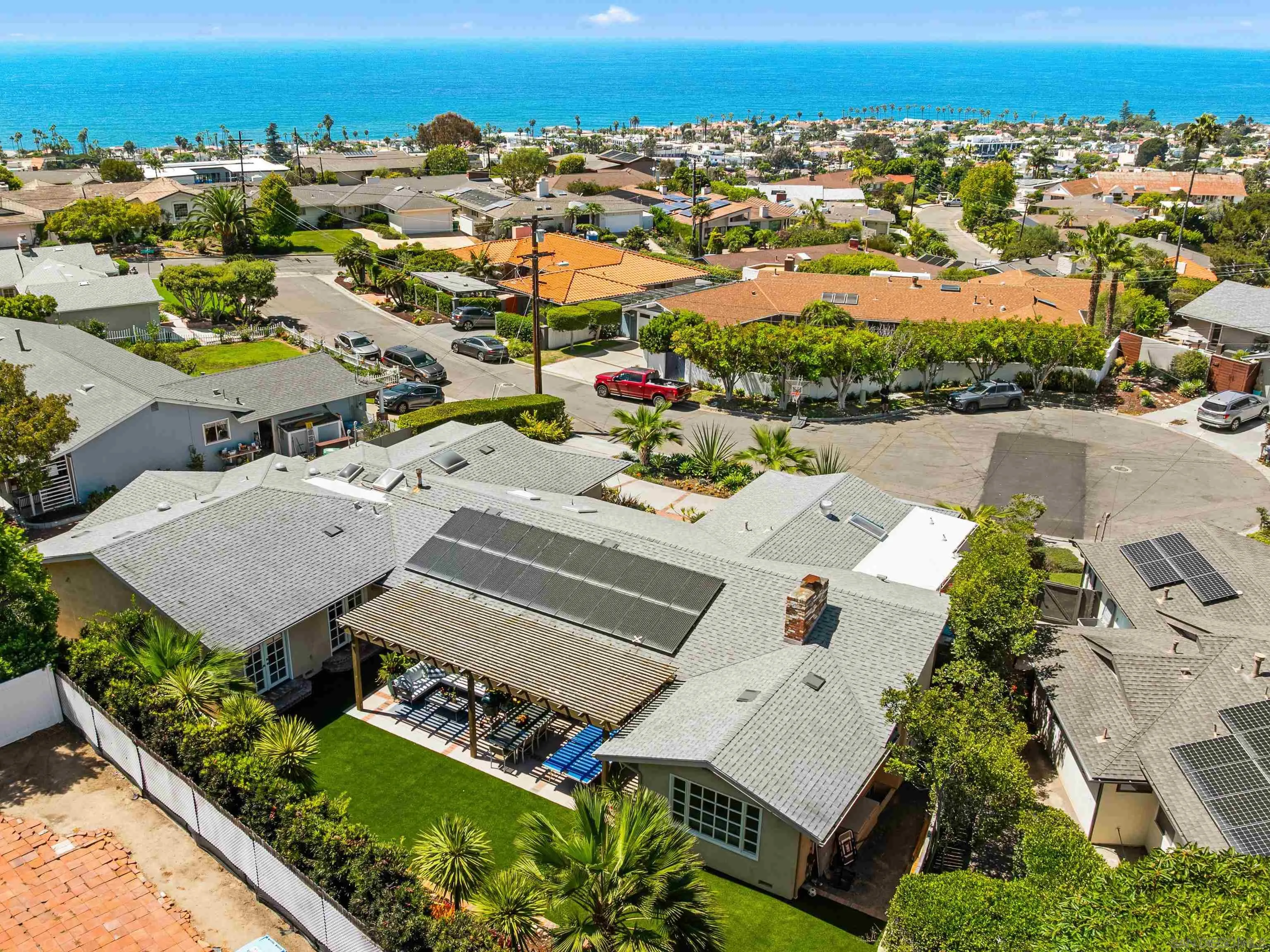 https://cdn.realtyfeed.com/cdn/127/260022480/b99cc81e64d8efa5424c0b035efd72ac.webp