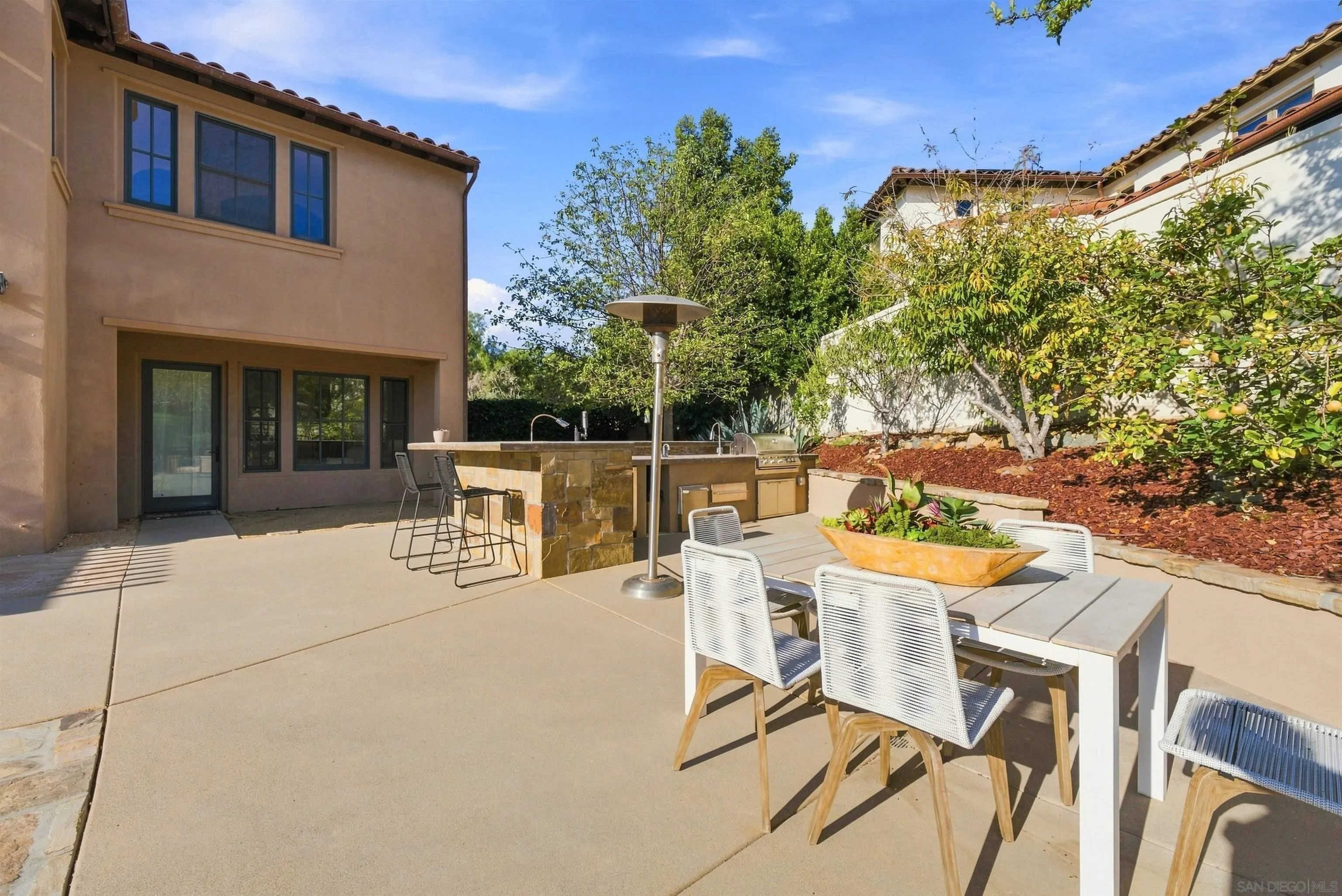 https://cdn.realtyfeed.com/cdn/127/260022493/149762ce1e12935cb8b16a206a20e817.webp