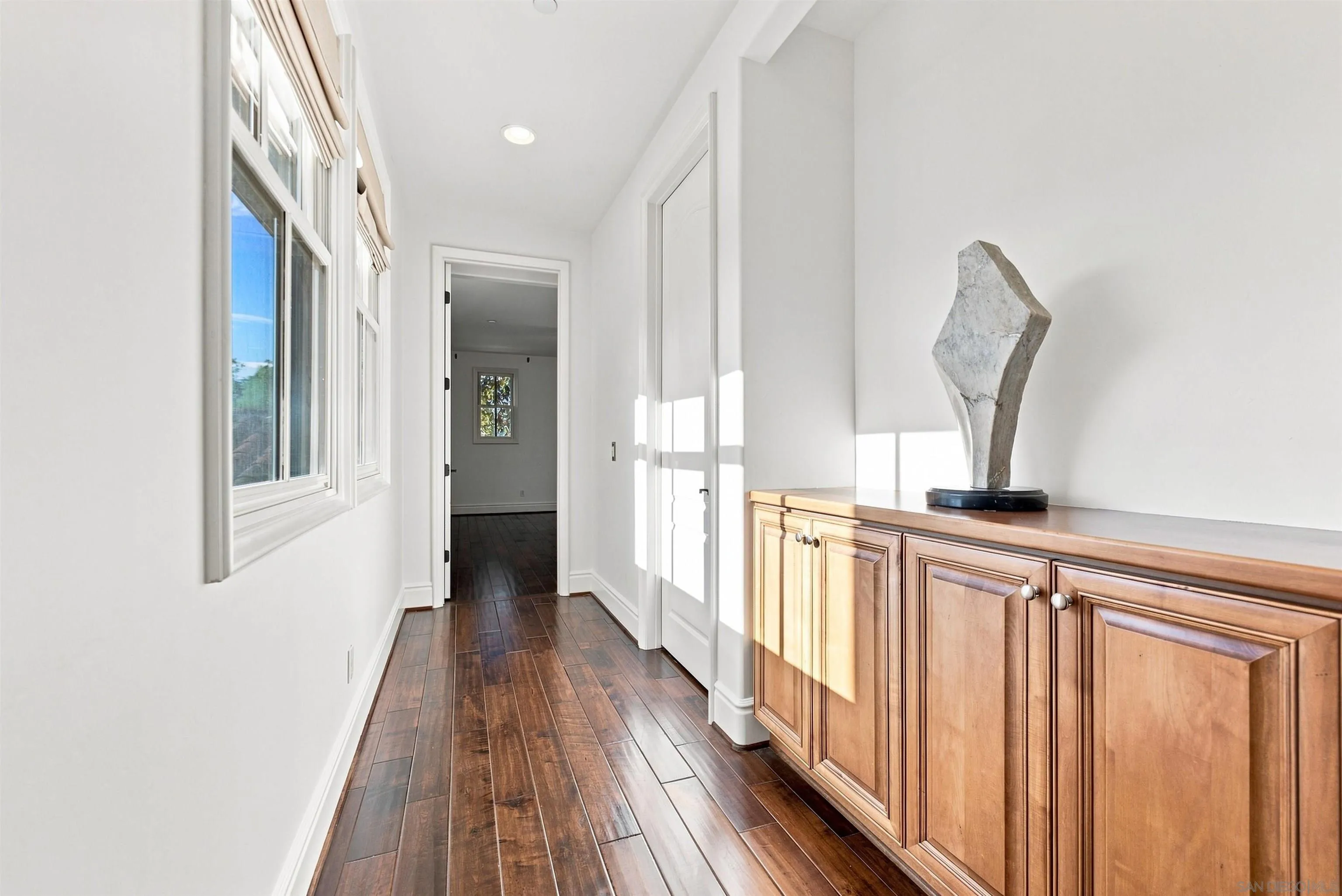https://cdn.realtyfeed.com/cdn/127/260022493/5db60ee2136f715a08cd08d4eb7edf73.webp