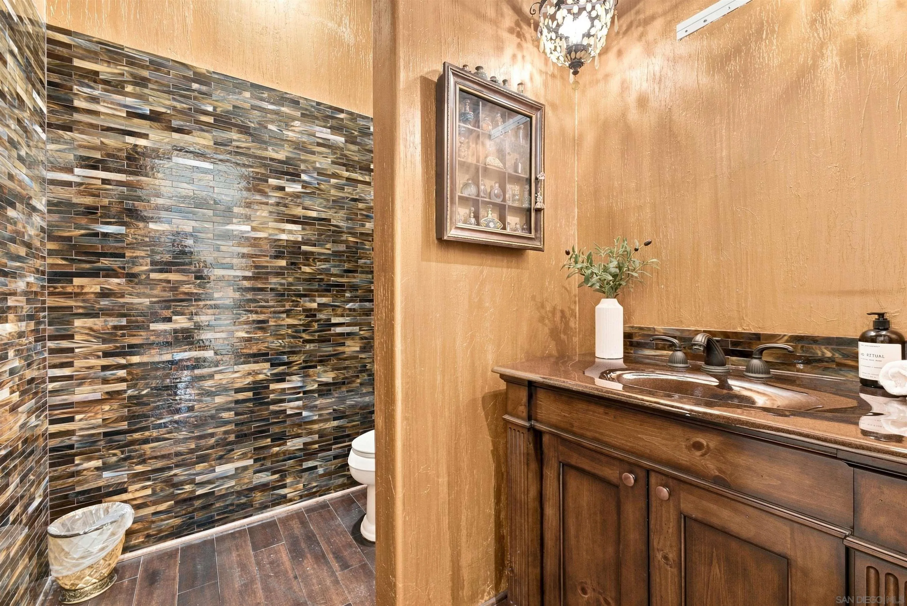 https://cdn.realtyfeed.com/cdn/127/260022493/6ae98cf900a15242e700aae9cadde704.webp