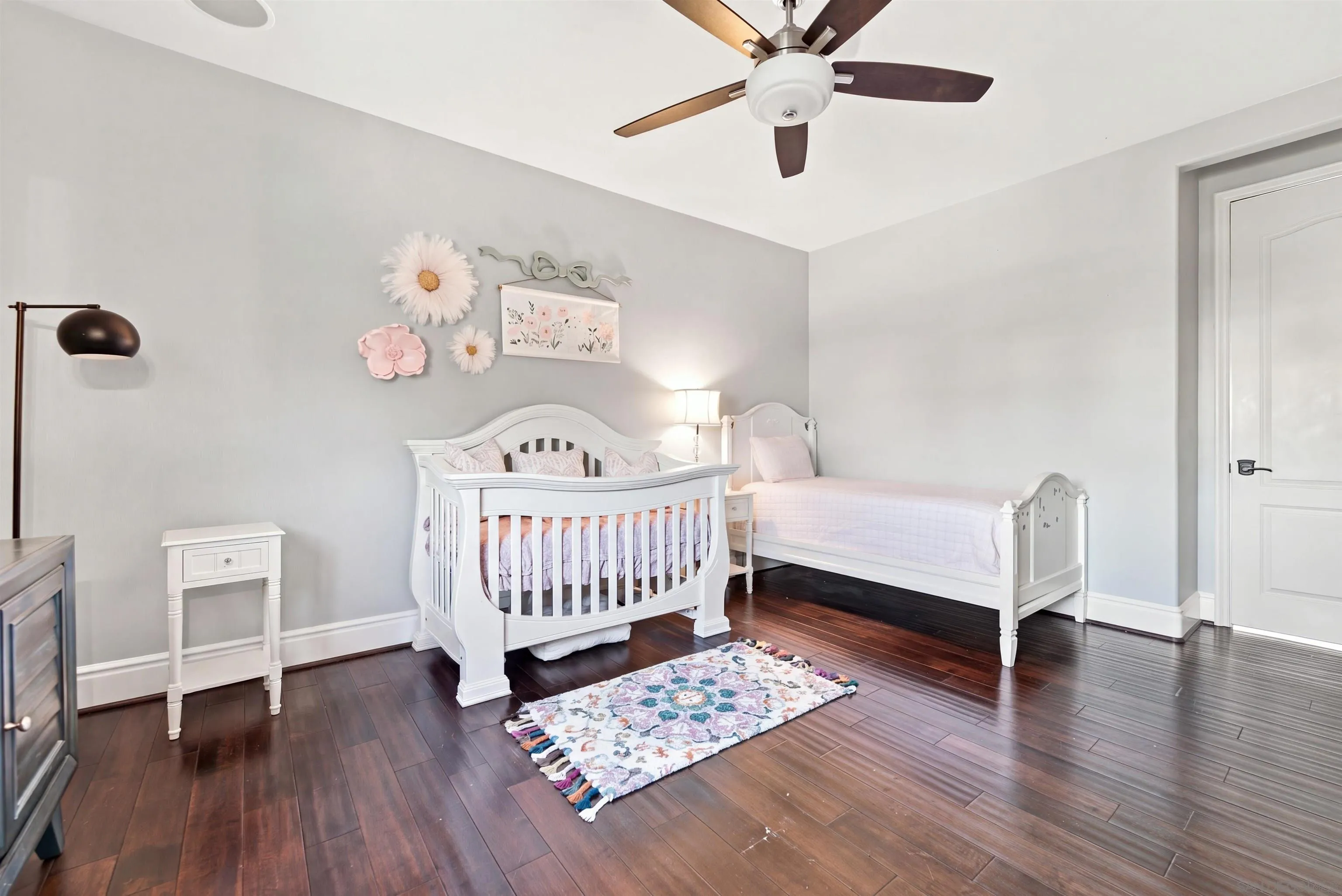 https://cdn.realtyfeed.com/cdn/127/260022493/a454924e90f48e14b4b990ca056e4c88.webp