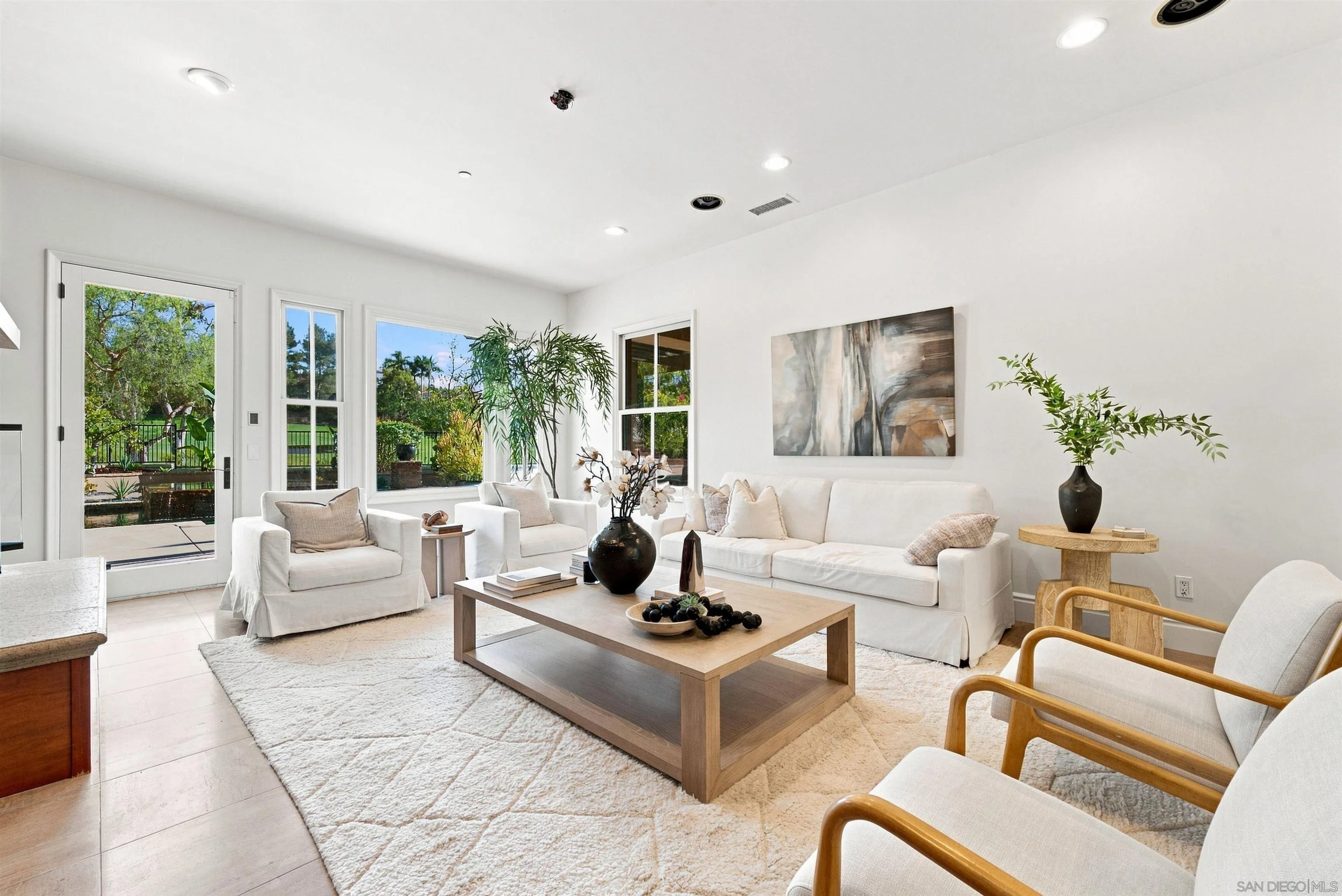 https://cdn.realtyfeed.com/cdn/127/260022493/e6f0e29b7ba789babeac25a285cf9341.webp