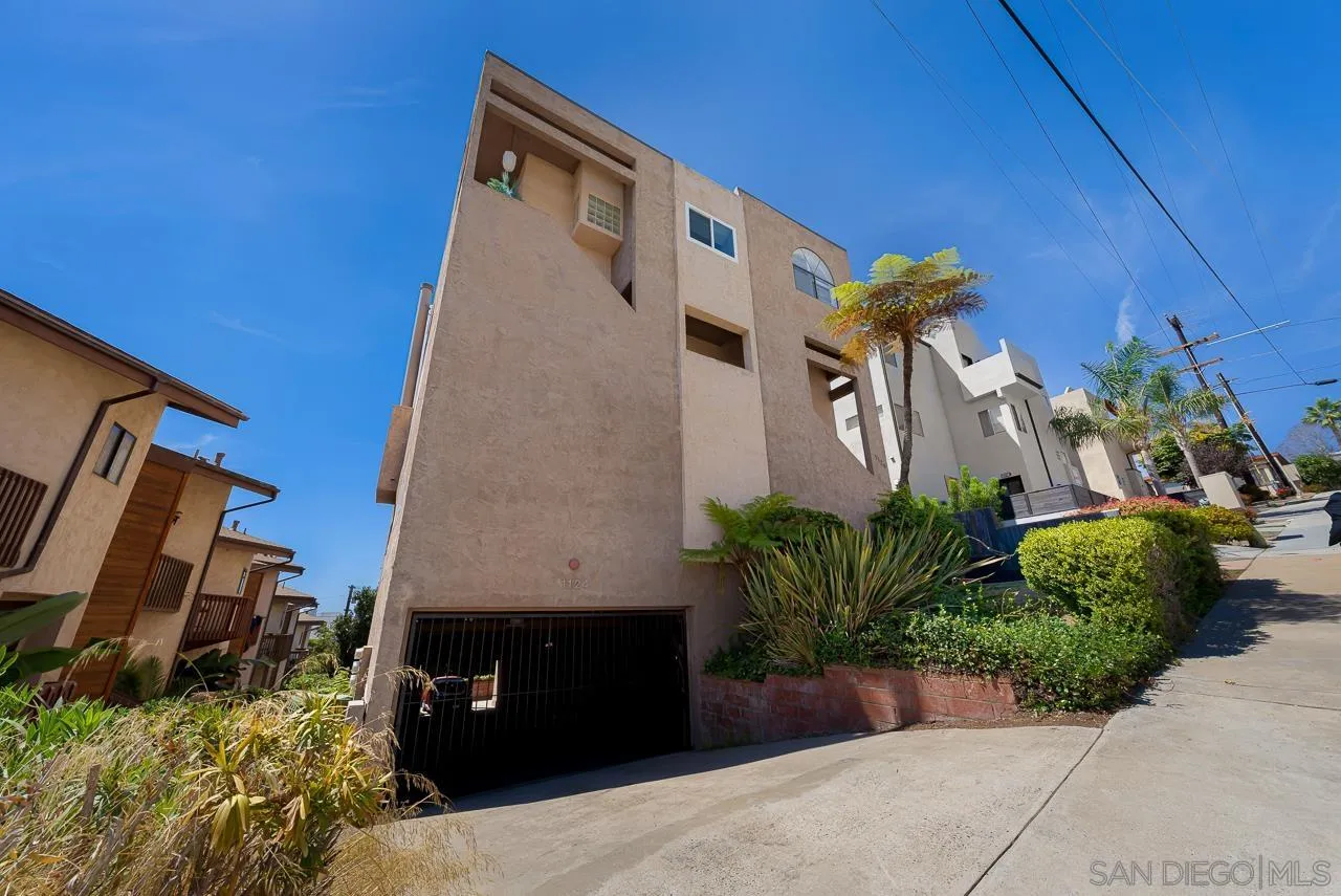 1124 Fresno Street Unit 2, San Diego, CA 92110 - Photo 3 of 50, San Diego, CA