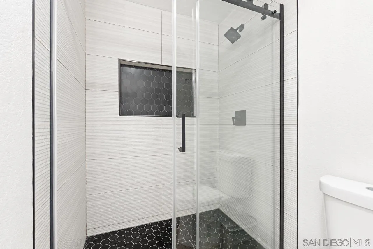 https://cdn.realtyfeed.com/cdn/127/260022499/0c5632cac1ce67f689c2f238471514c3.webp