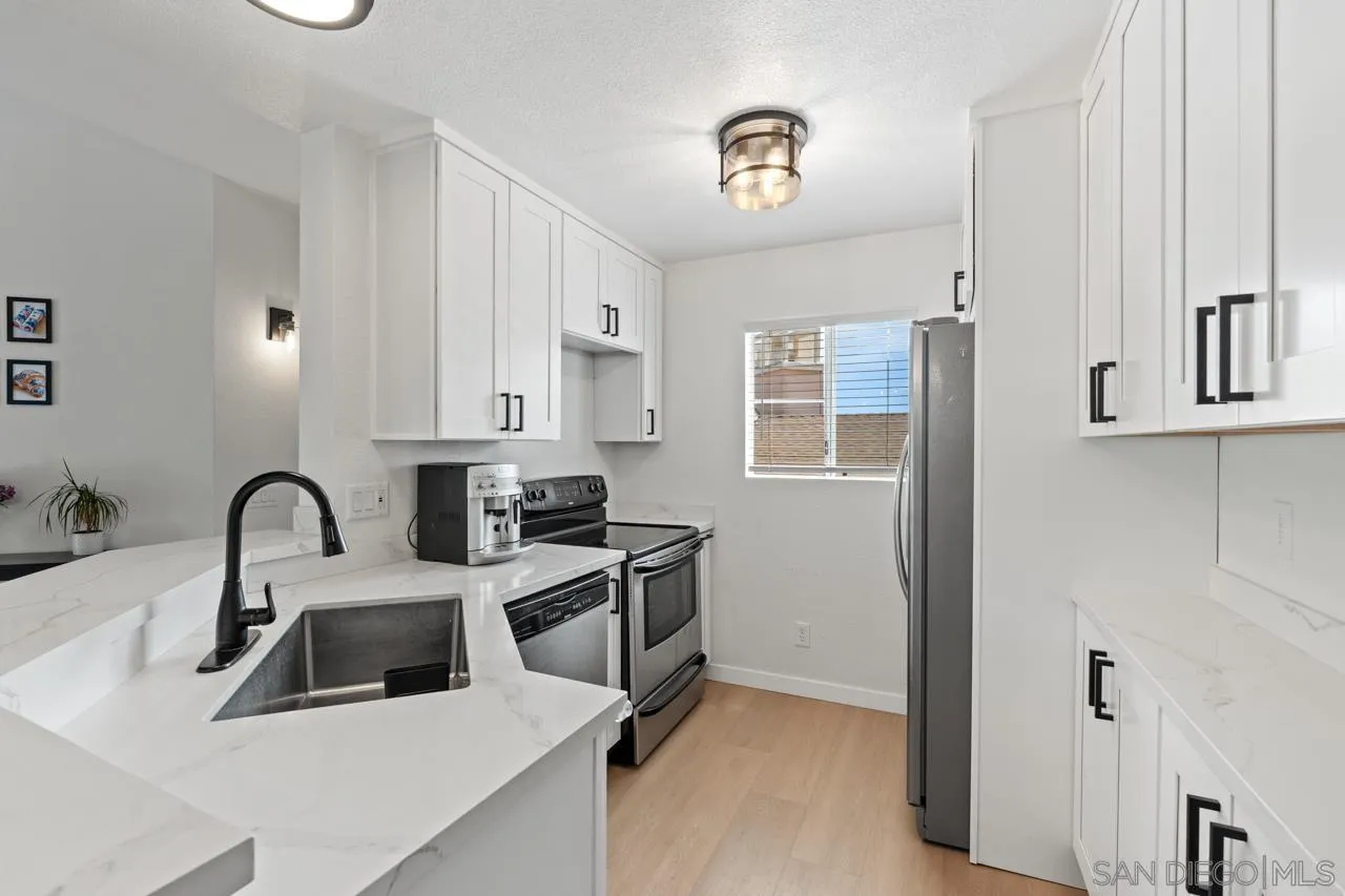 https://cdn.realtyfeed.com/cdn/127/260022499/98e350f9aa0980d8a6191c4f7e5f44fc.webp
