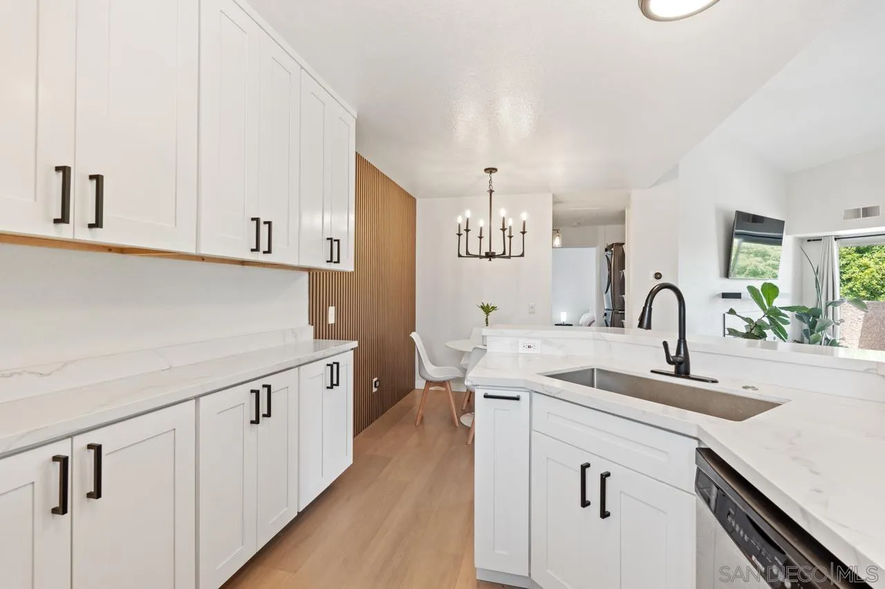 https://cdn.realtyfeed.com/cdn/127/260022499/be63d35d7e16cdb8c9676157ed6edb0d.webp