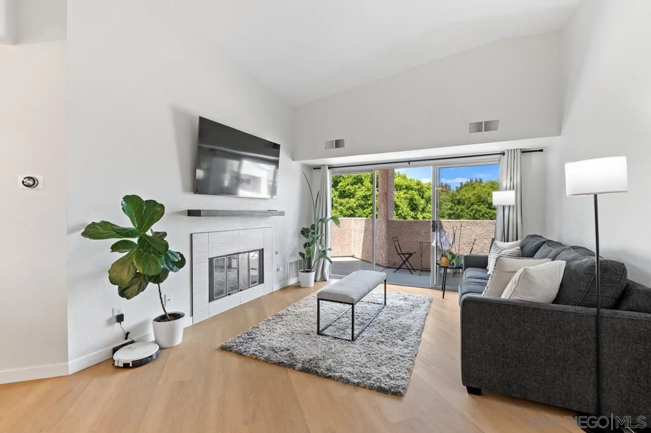 https://cdn.realtyfeed.com/cdn/127/260022499/cb41be8d41f779283af427d5cc0536c8.webp