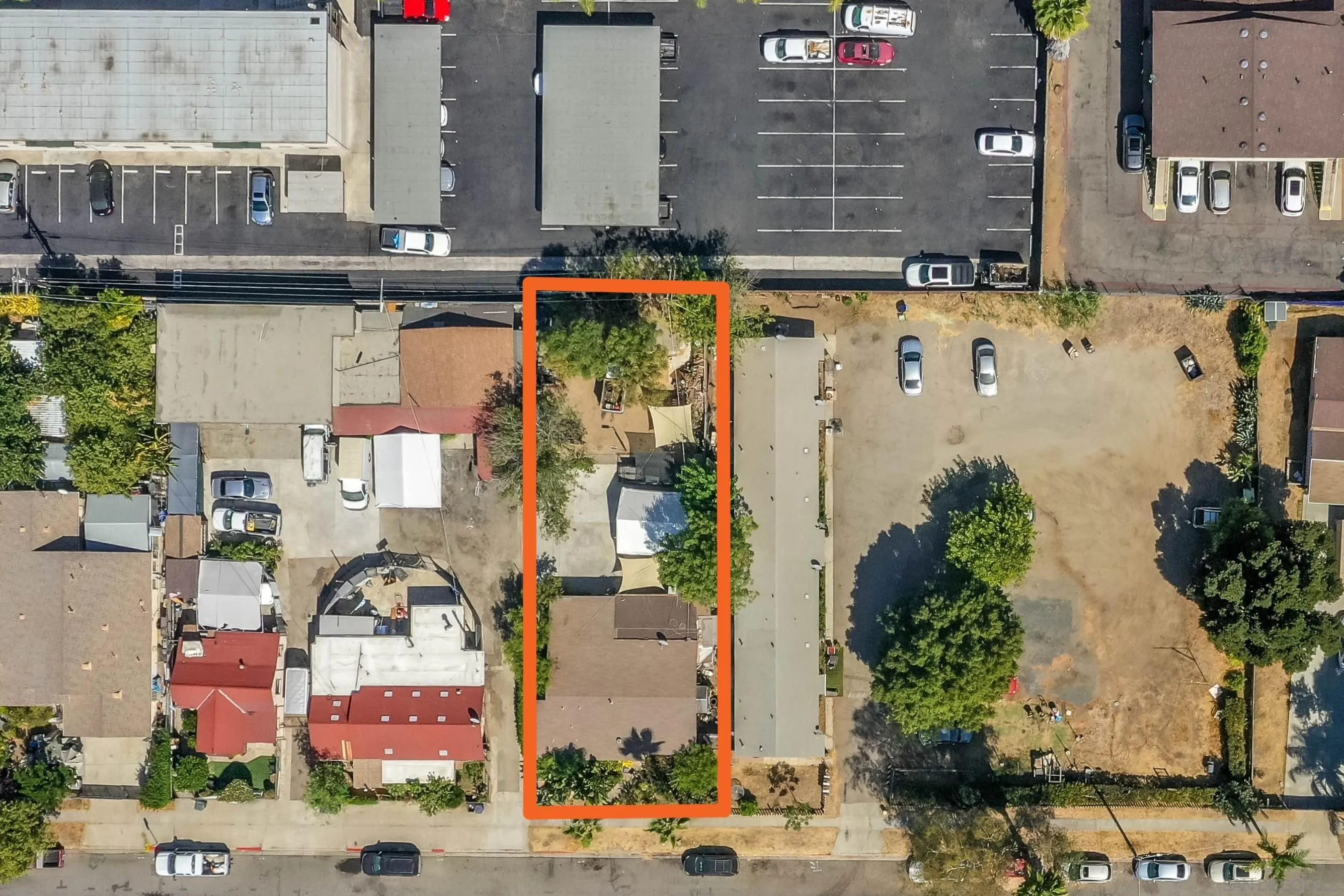 350 E Pennsylva E Pennsylvania, Escondido, CA 92025 - Main photo, Escondido, CA
