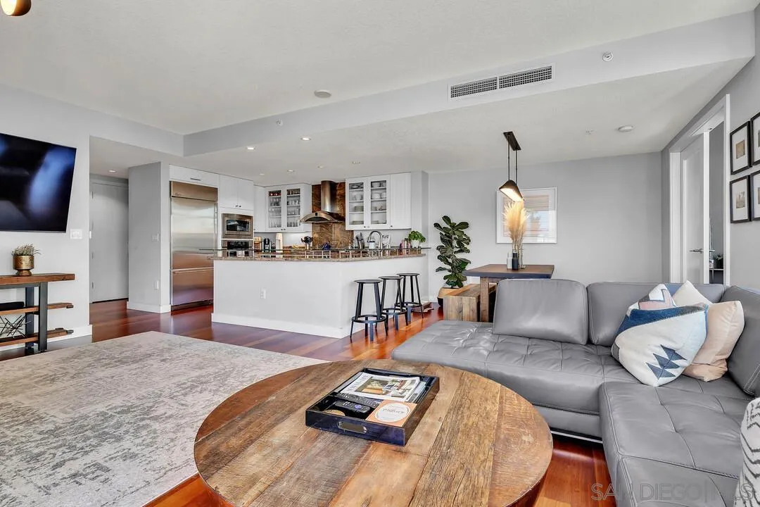 1205 Pacific Hwy Unit 1706, San Diego, CA 92101 - Photo 5 of 24, San Diego, CA