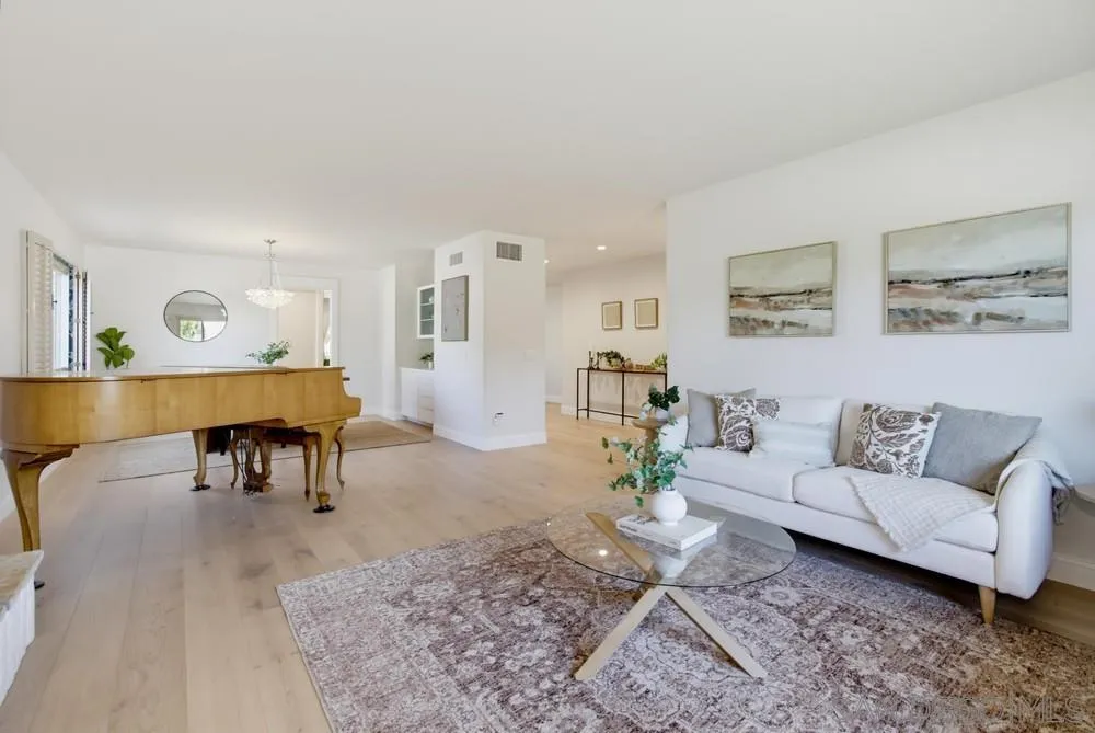 https://cdn.realtyfeed.com/cdn/127/260022514/c0ae1c8861336242467a91ac88f12755.webp