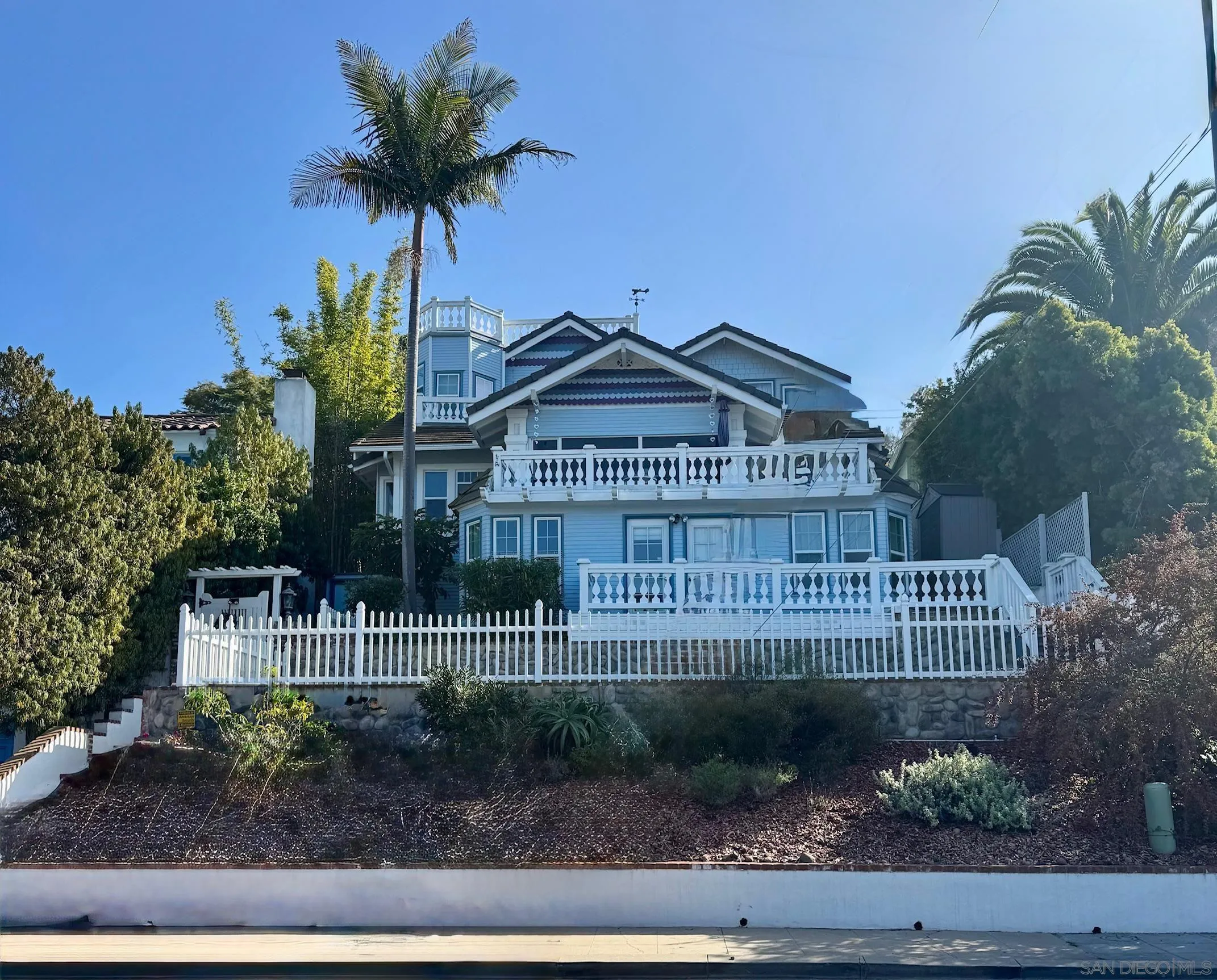 1357 Olivet St, La Jolla, CA 92037 - Main photo, La Jolla, CA