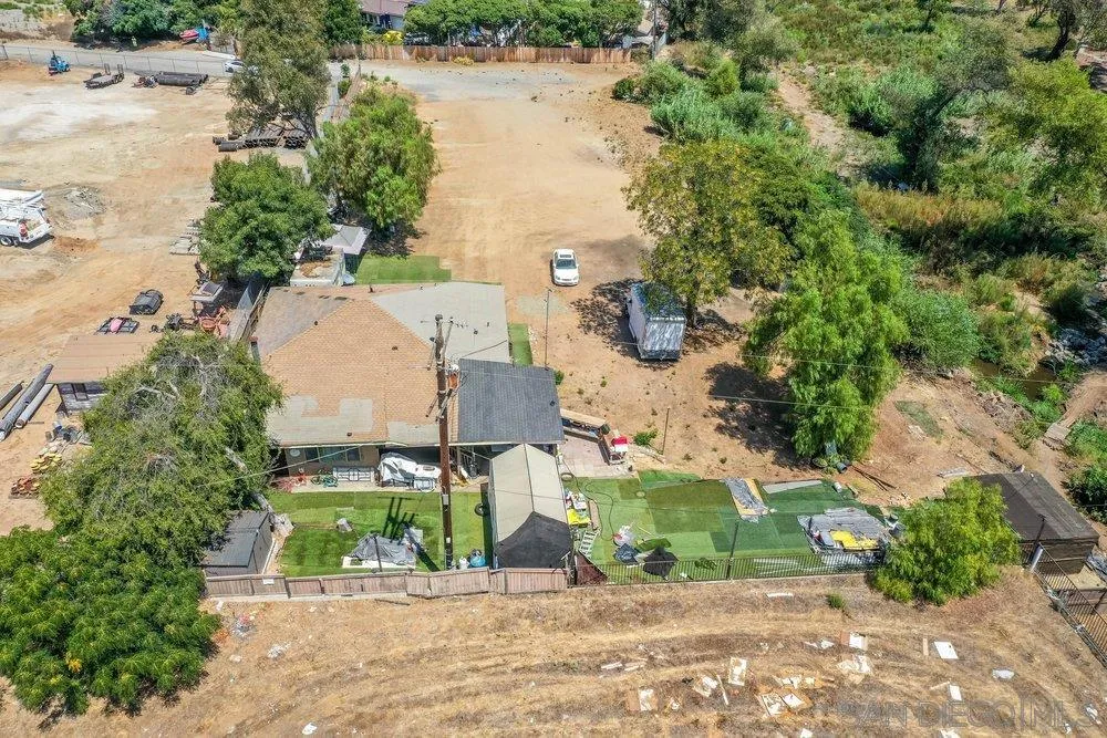 https://cdn.realtyfeed.com/cdn/127/260022520/651d5a7dda311078e9b2460f450f36e2.webp