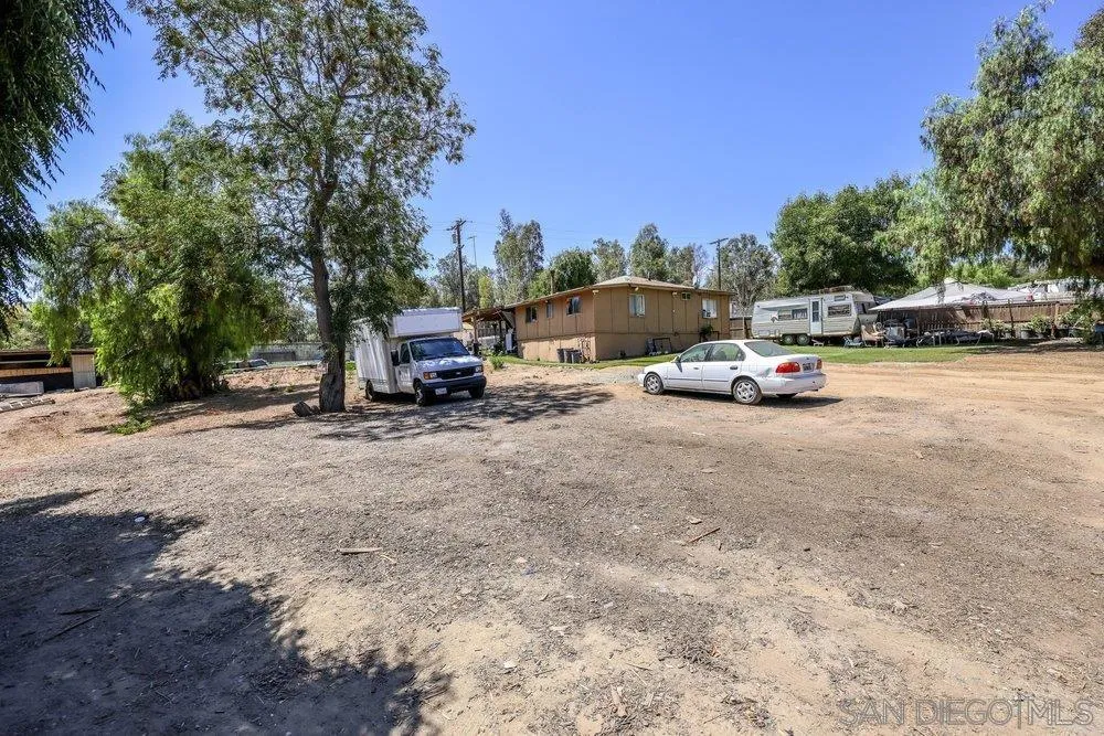 https://cdn.realtyfeed.com/cdn/127/260022520/aafc12e76926733b4cfa42f9b44274d7.webp