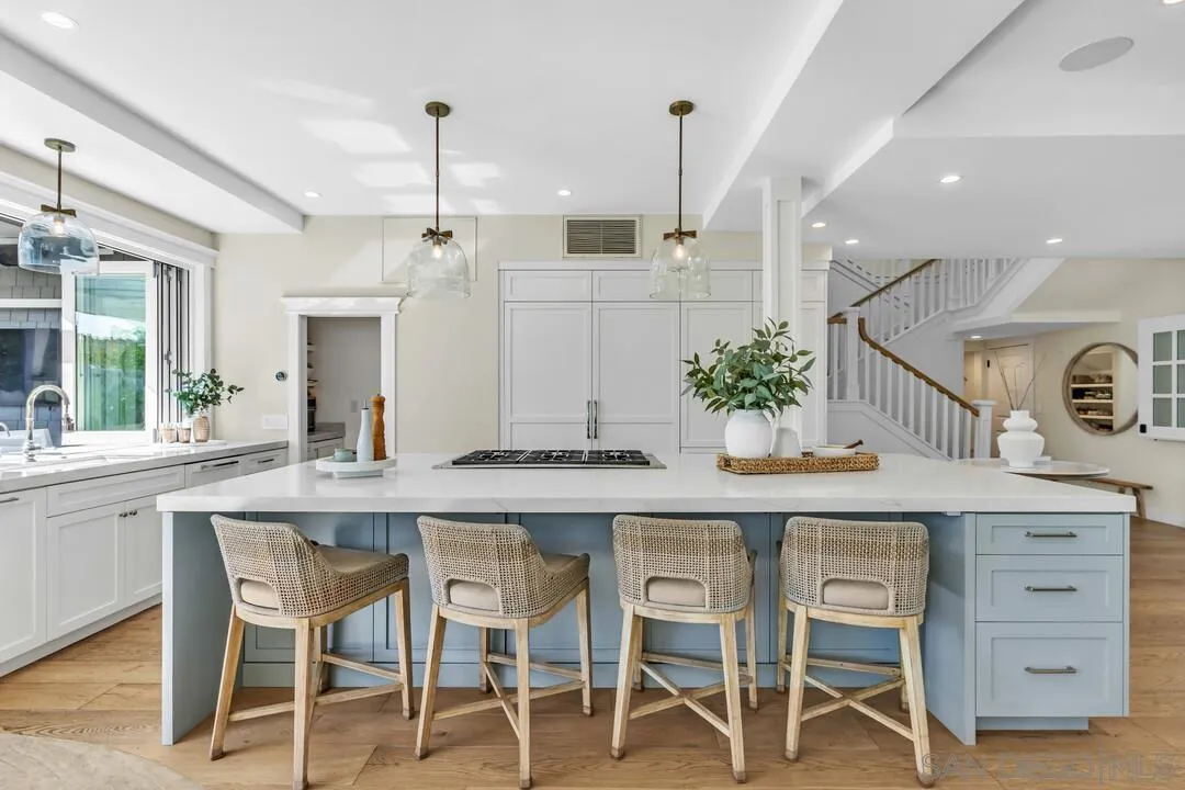 https://cdn.realtyfeed.com/cdn/127/260022521/3a4d107a2adc6f3c24974621b8c8dc31.webp