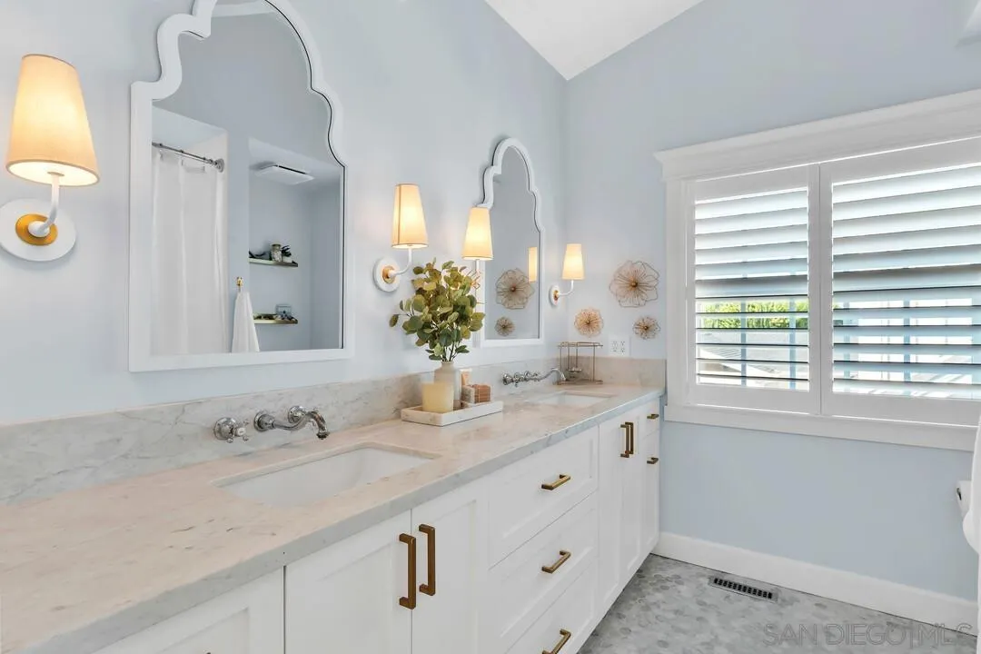 https://cdn.realtyfeed.com/cdn/127/260022521/a2329e20555aac04d0c6e2581e891bc7.webp