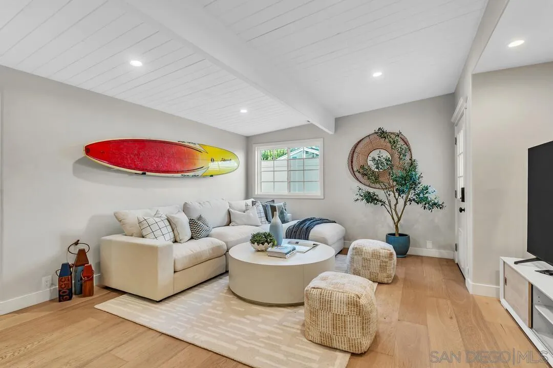 https://cdn.realtyfeed.com/cdn/127/260022521/acc16651dd0bcc5ed06c71b003f3d36b.webp