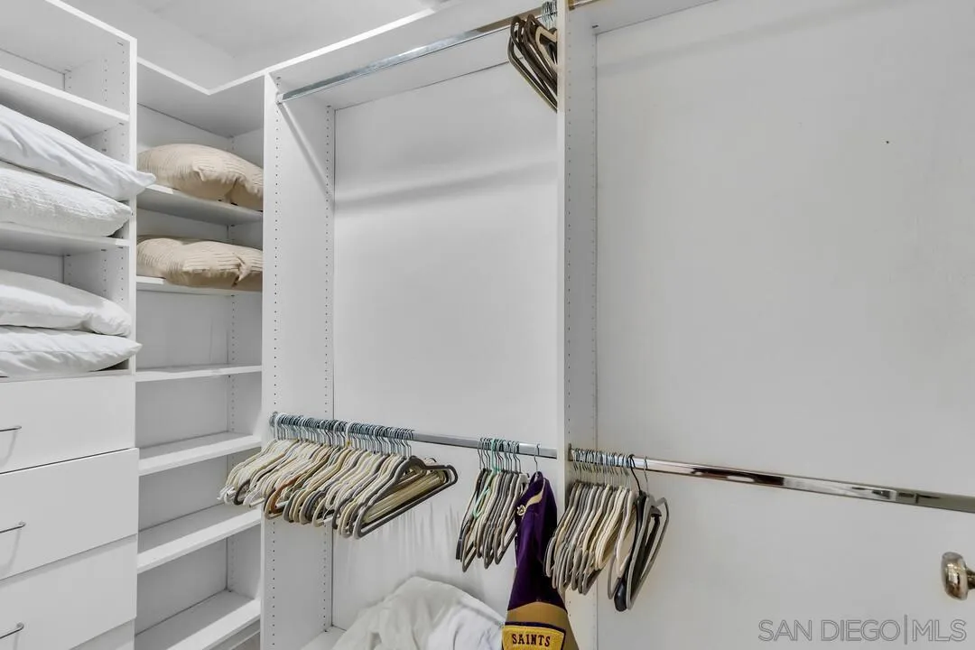 https://cdn.realtyfeed.com/cdn/127/260022521/f40da390d418644069c7552daf34f404.webp