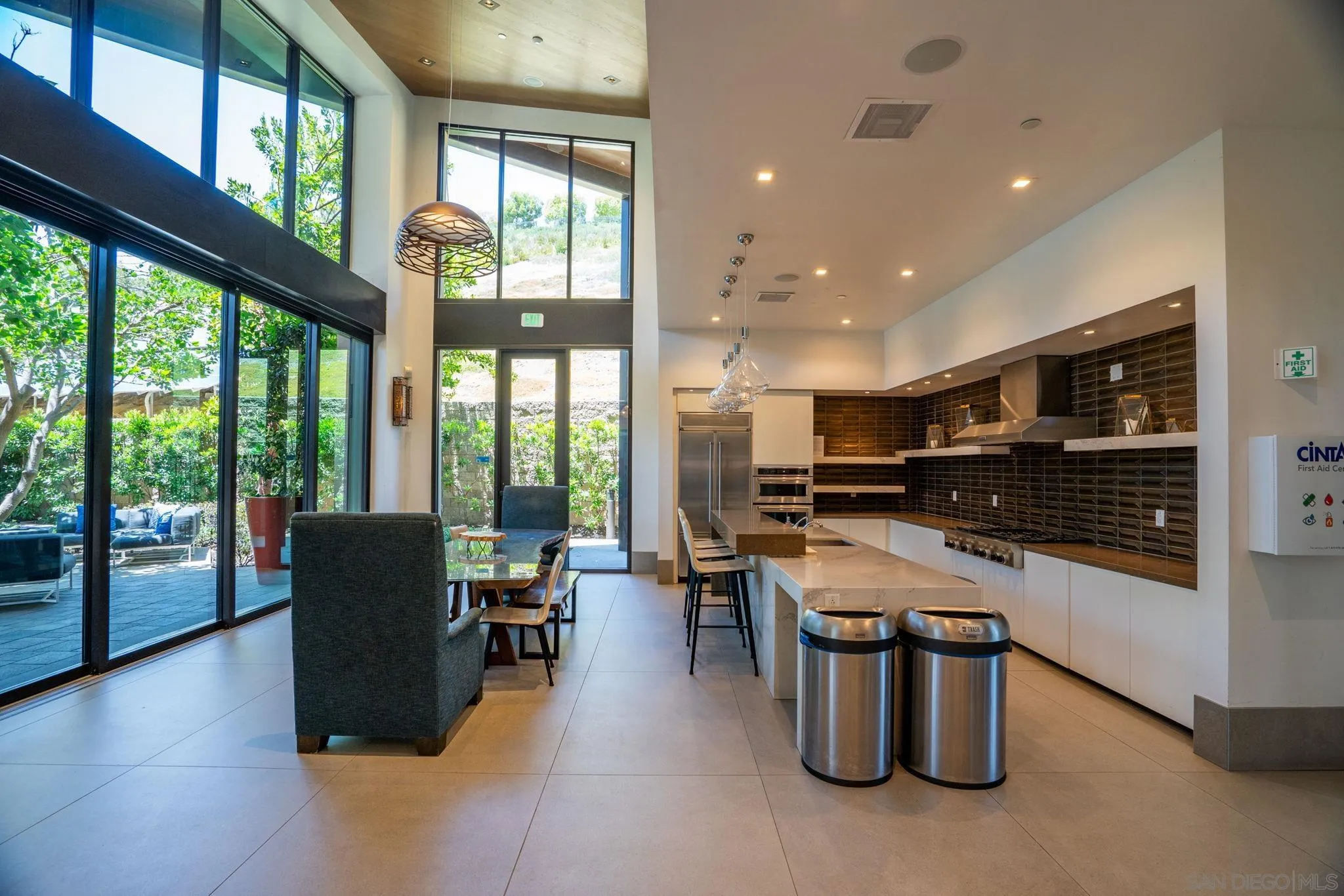 https://cdn.realtyfeed.com/cdn/127/260022533/254df596cf7531f54967863a26a7247d.webp