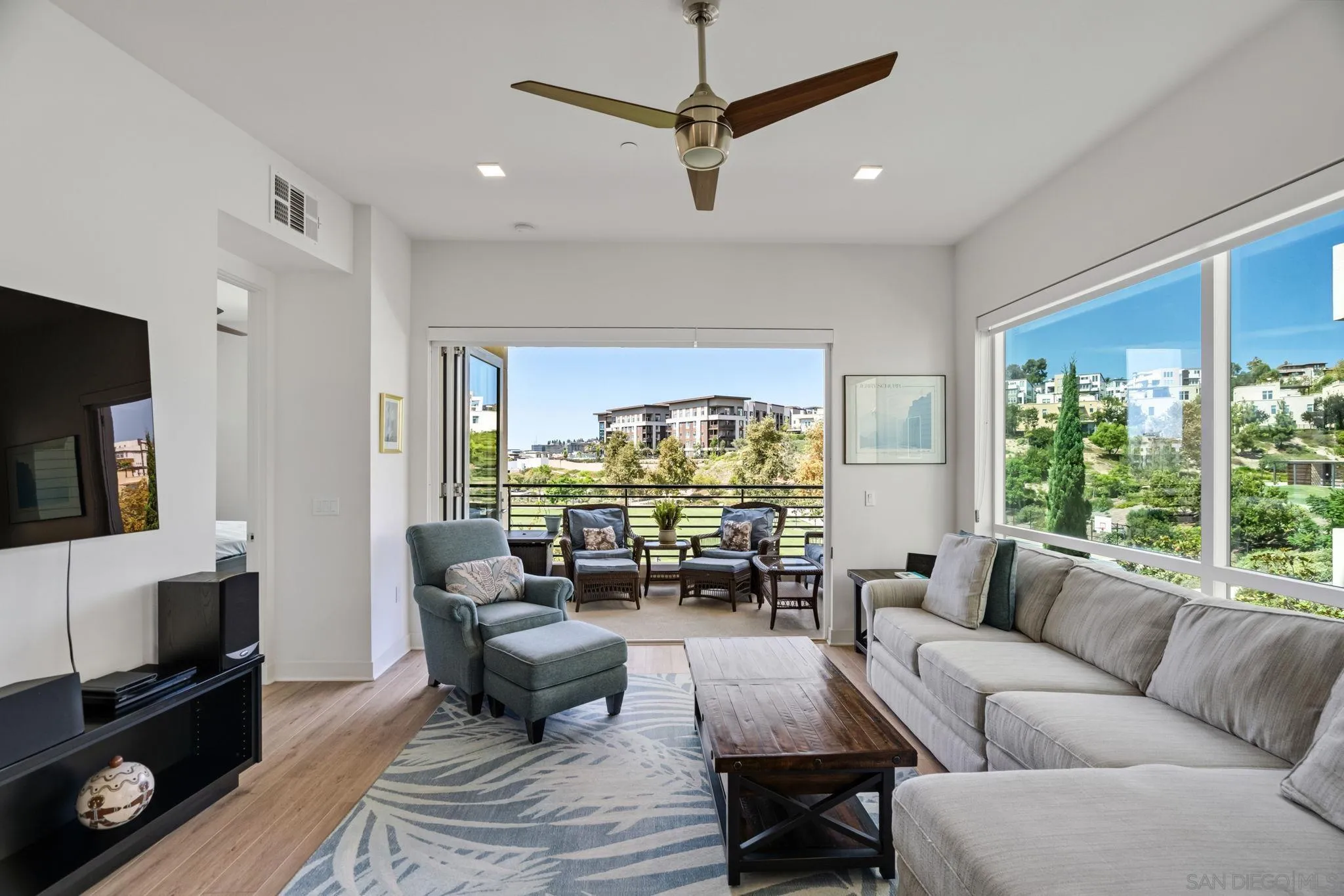 https://cdn.realtyfeed.com/cdn/127/260022533/3af6b7a778b932d3f43aa7d400f4d015.webp