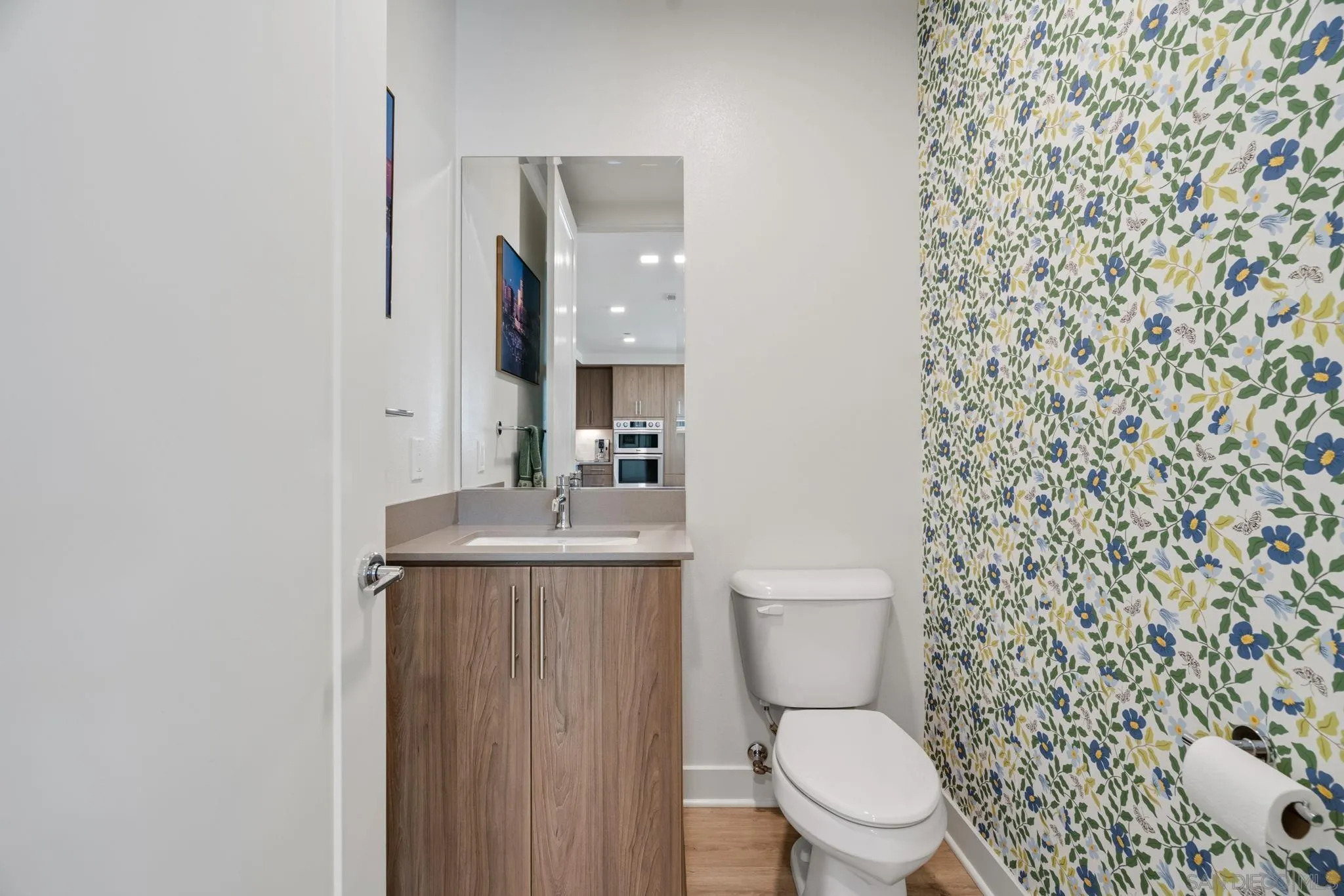 https://cdn.realtyfeed.com/cdn/127/260022533/7f3198e688bcb6e9f972b40445ca0066.webp