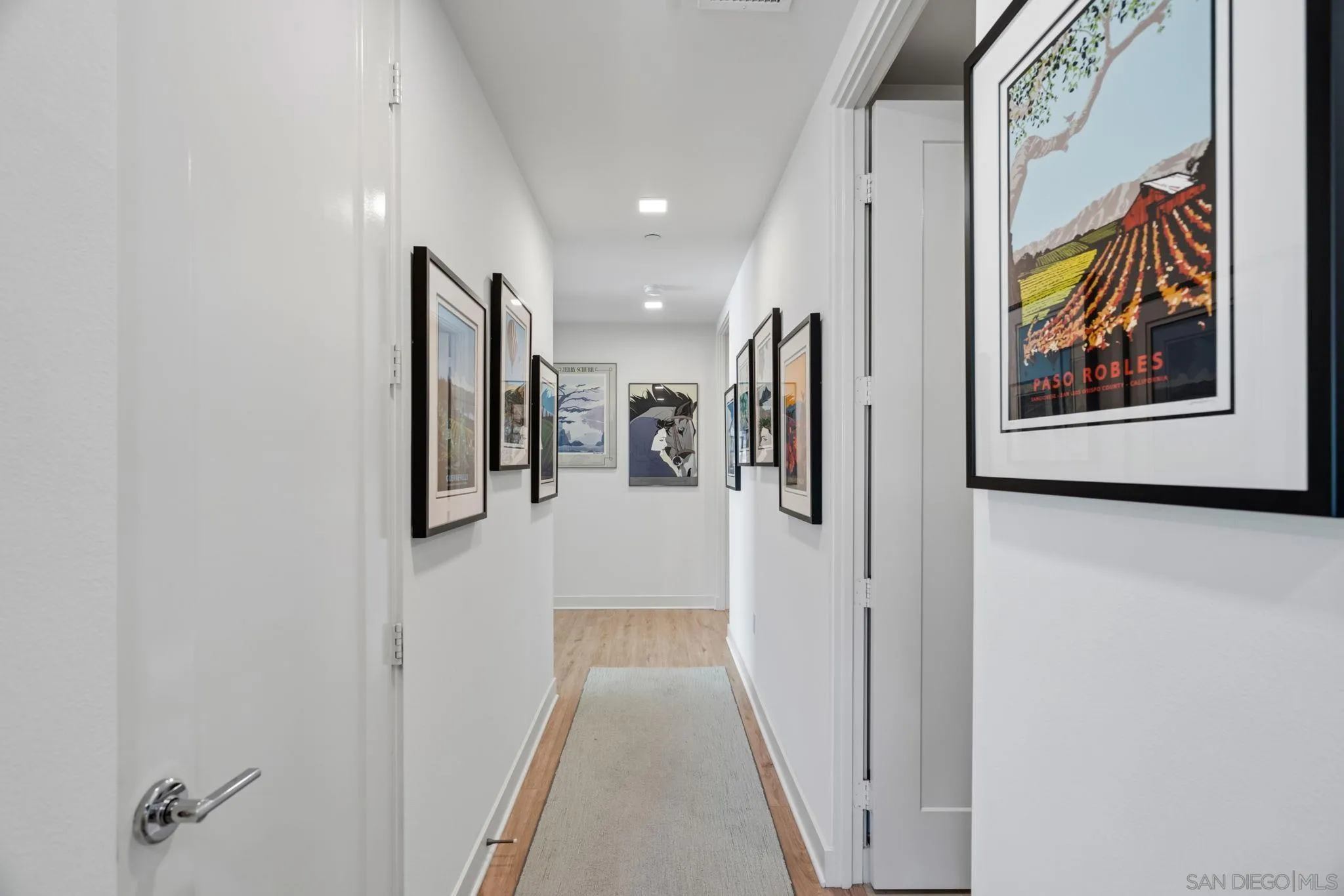 https://cdn.realtyfeed.com/cdn/127/260022533/e91a02146ebf780af938ccf93c572fd3.webp