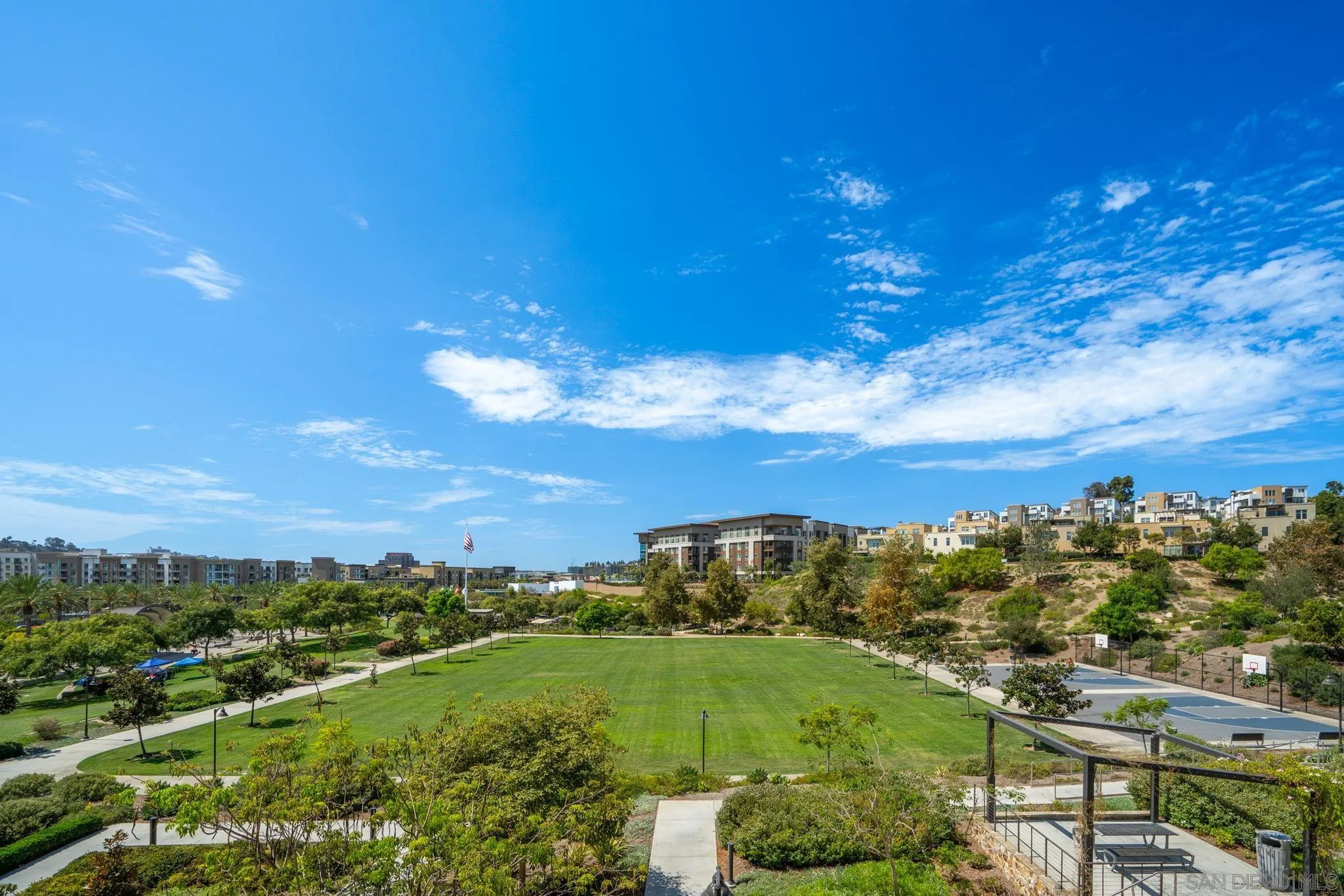 https://cdn.realtyfeed.com/cdn/127/260022533/fafd6f840a40ce3ae5ff90d7d008b3d6.webp