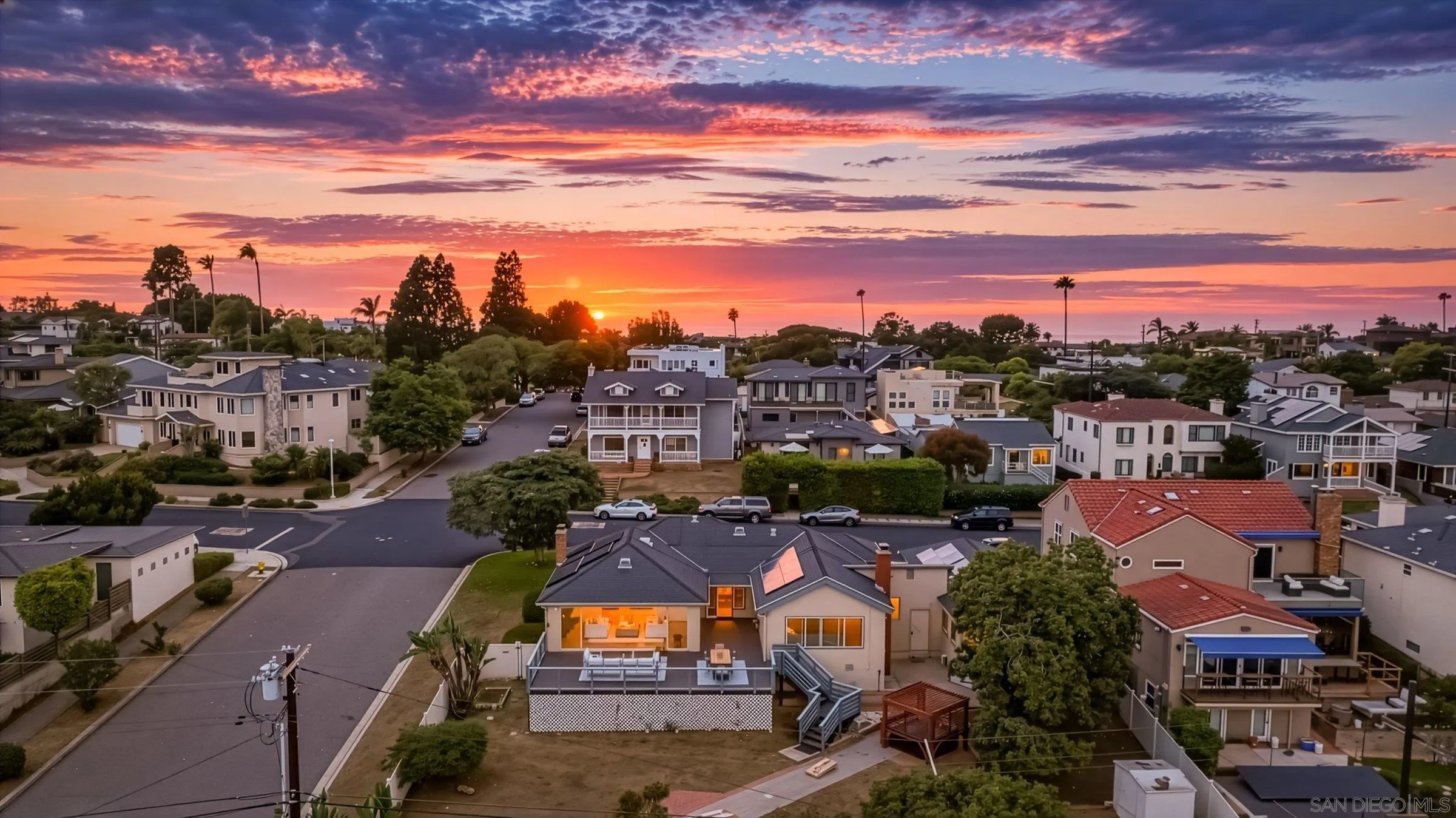https://cdn.realtyfeed.com/cdn/127/260022534/43247b49effd88c7da8d7834fa4ca250.webp