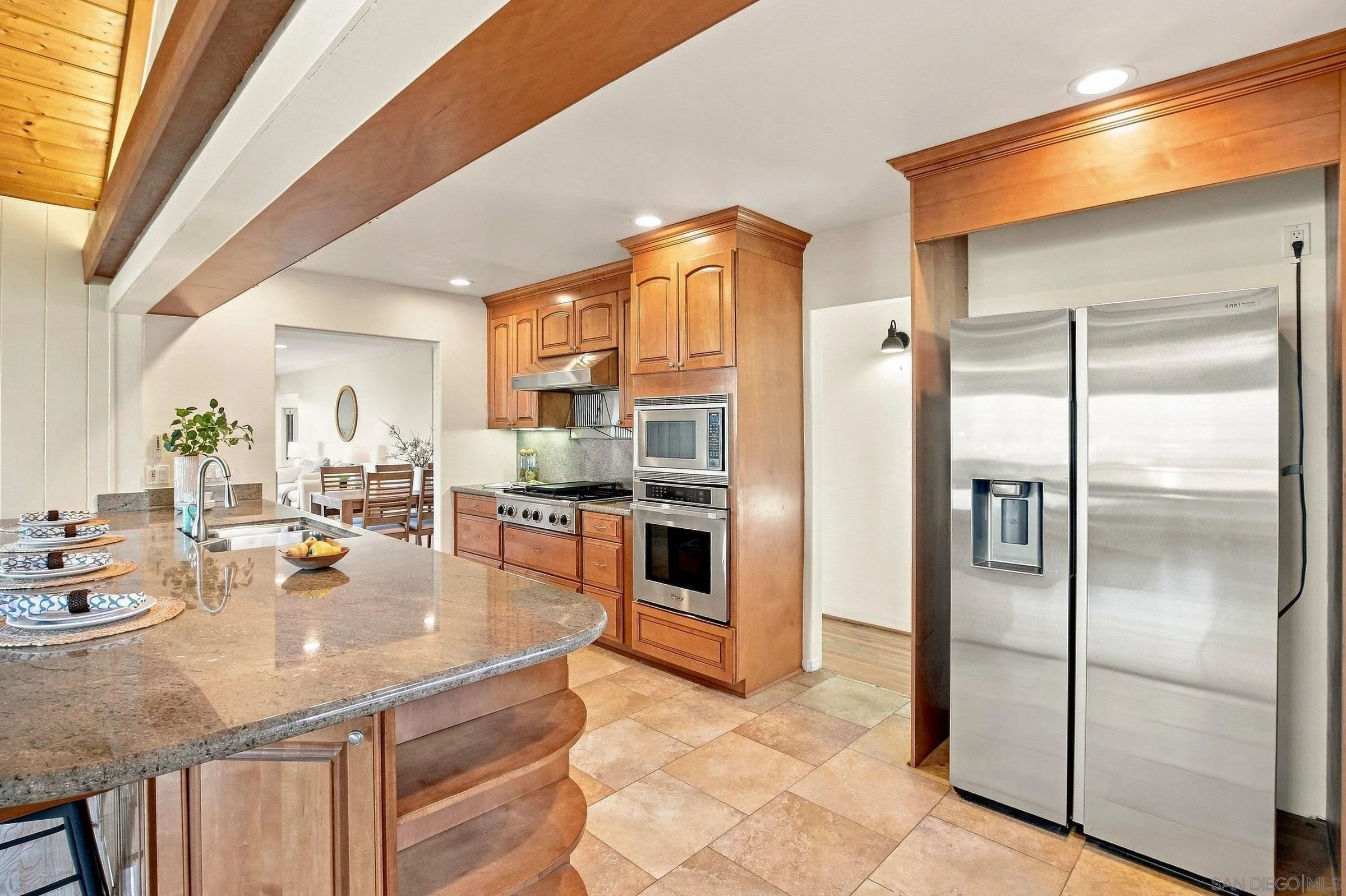 https://cdn.realtyfeed.com/cdn/127/260022534/a2a9a8ca40788ab2fcc8fe47bde465c9.webp
