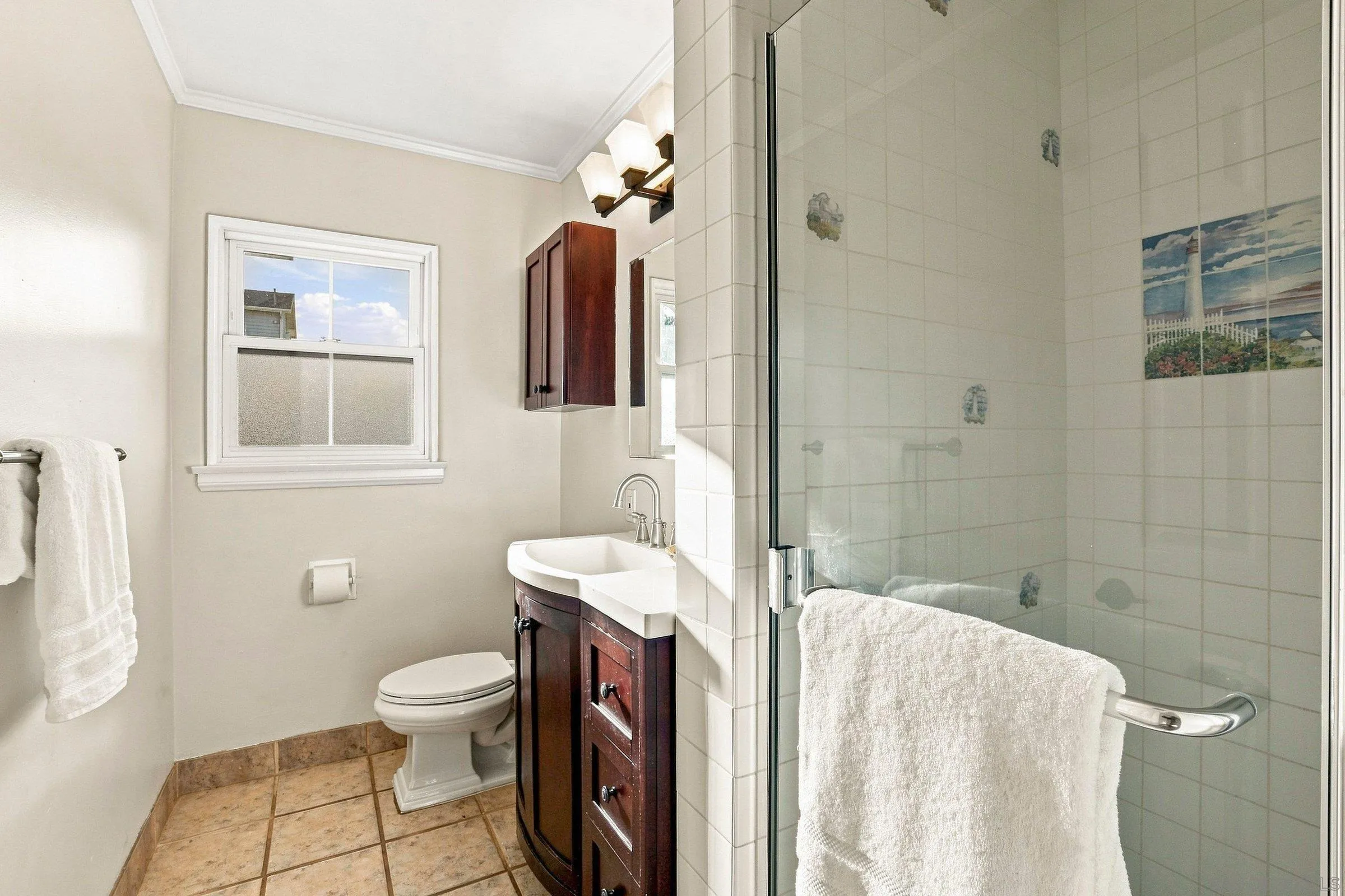 https://cdn.realtyfeed.com/cdn/127/260022534/a654447ff1d6718012bbe92efb7e1c87.webp