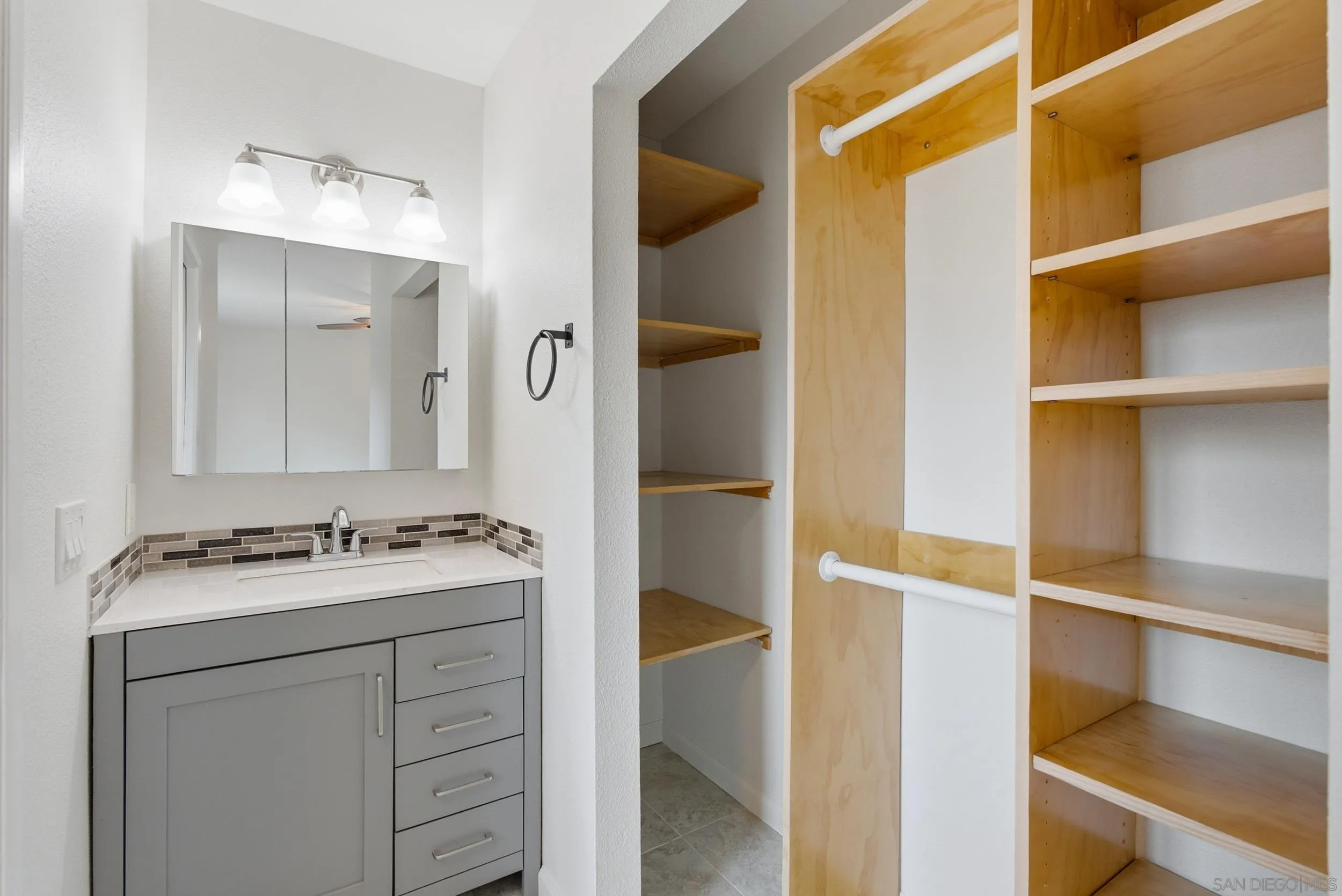 https://cdn.realtyfeed.com/cdn/127/260022535/04fc9fa9b95d30fa97b2777a9a31eca1.webp