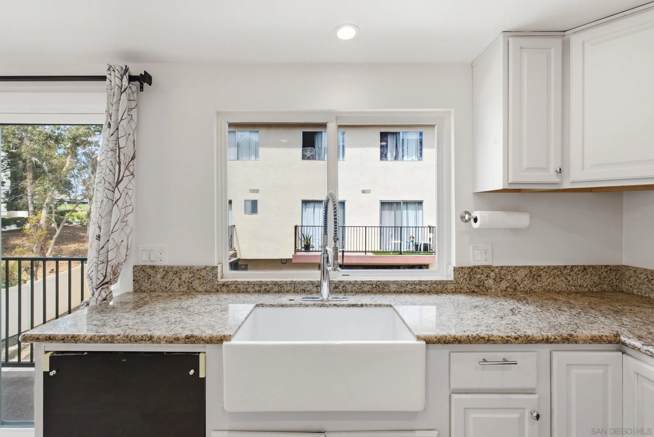 https://cdn.realtyfeed.com/cdn/127/260022535/e7c0e485cc3f7791ef5caa03919a732a.webp