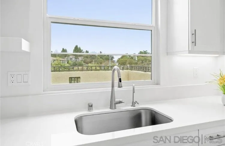 https://cdn.realtyfeed.com/cdn/127/260022541/12835b62a1fa0315fd74b6c155a0d585.webp