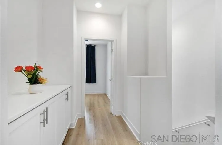 https://cdn.realtyfeed.com/cdn/127/260022541/550339ade4702ffc92fea9ba26f46f58.webp